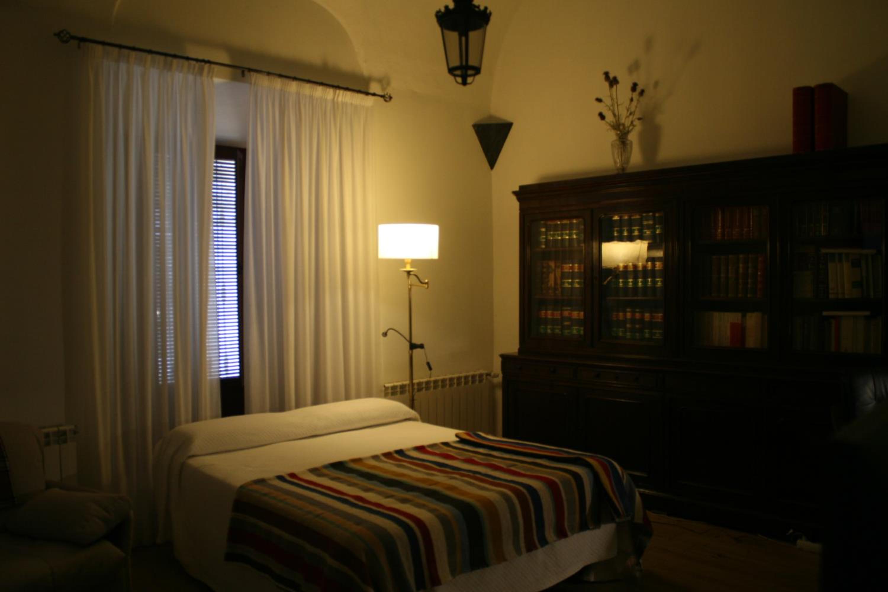 Quadruple Room - Disability Access photo 2