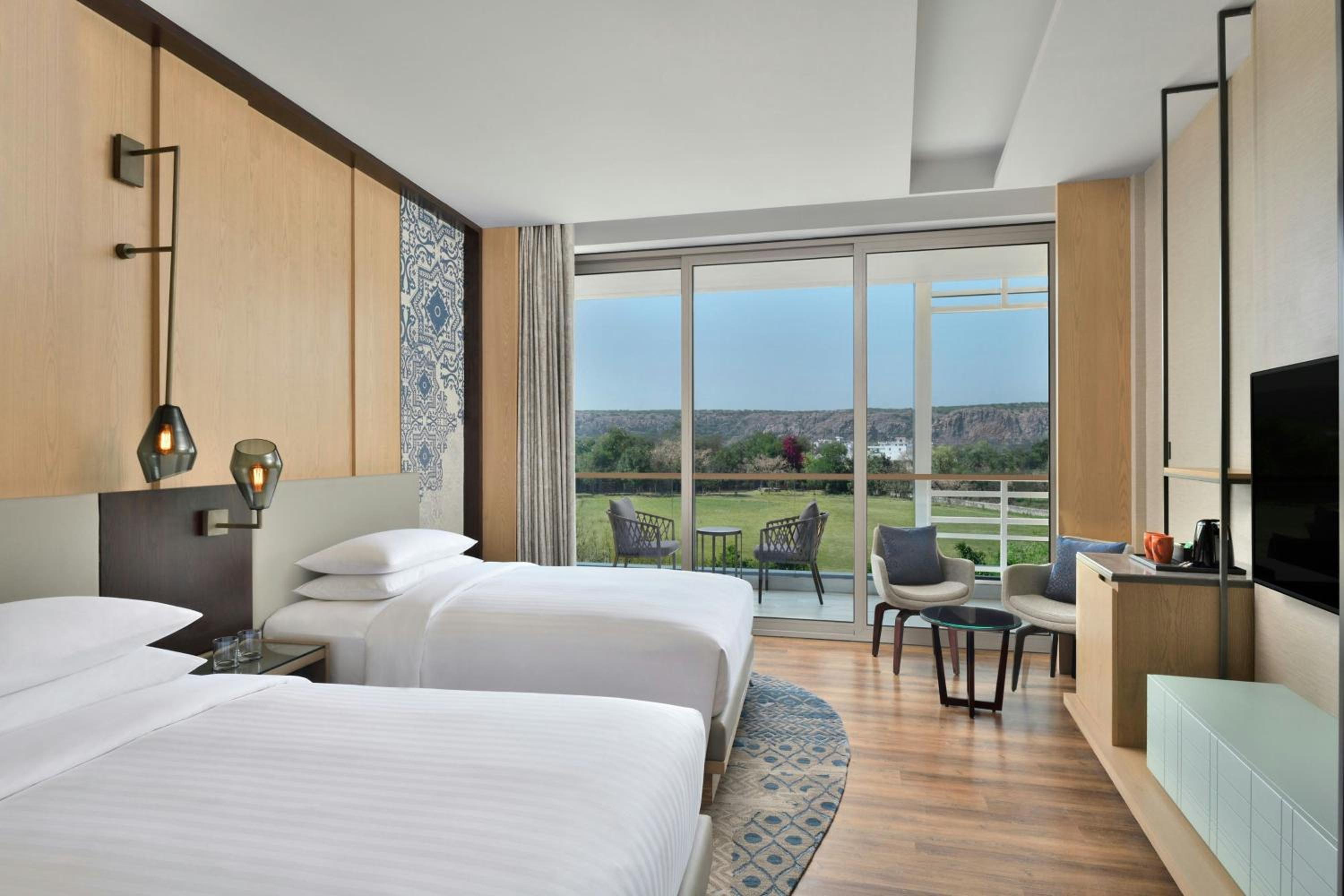 Deluxe Guest room, 1 Twin        - Photo 4