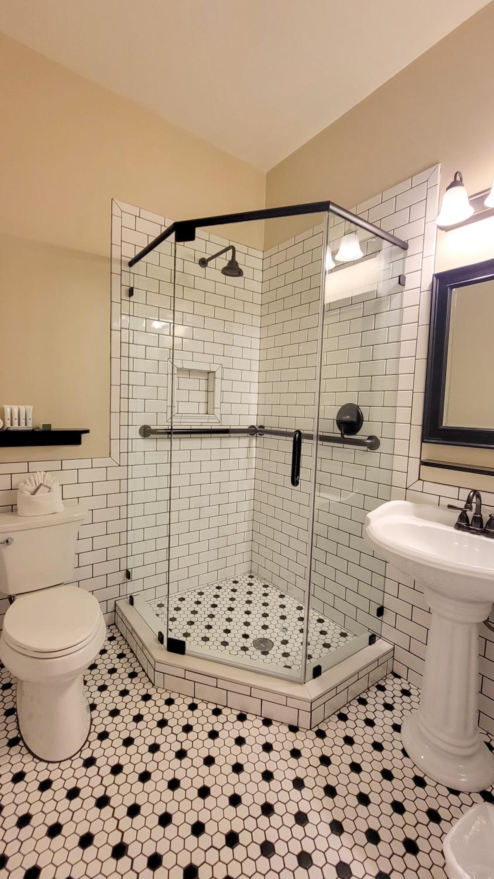  La Pensione Guest house Deluxe King photo 3