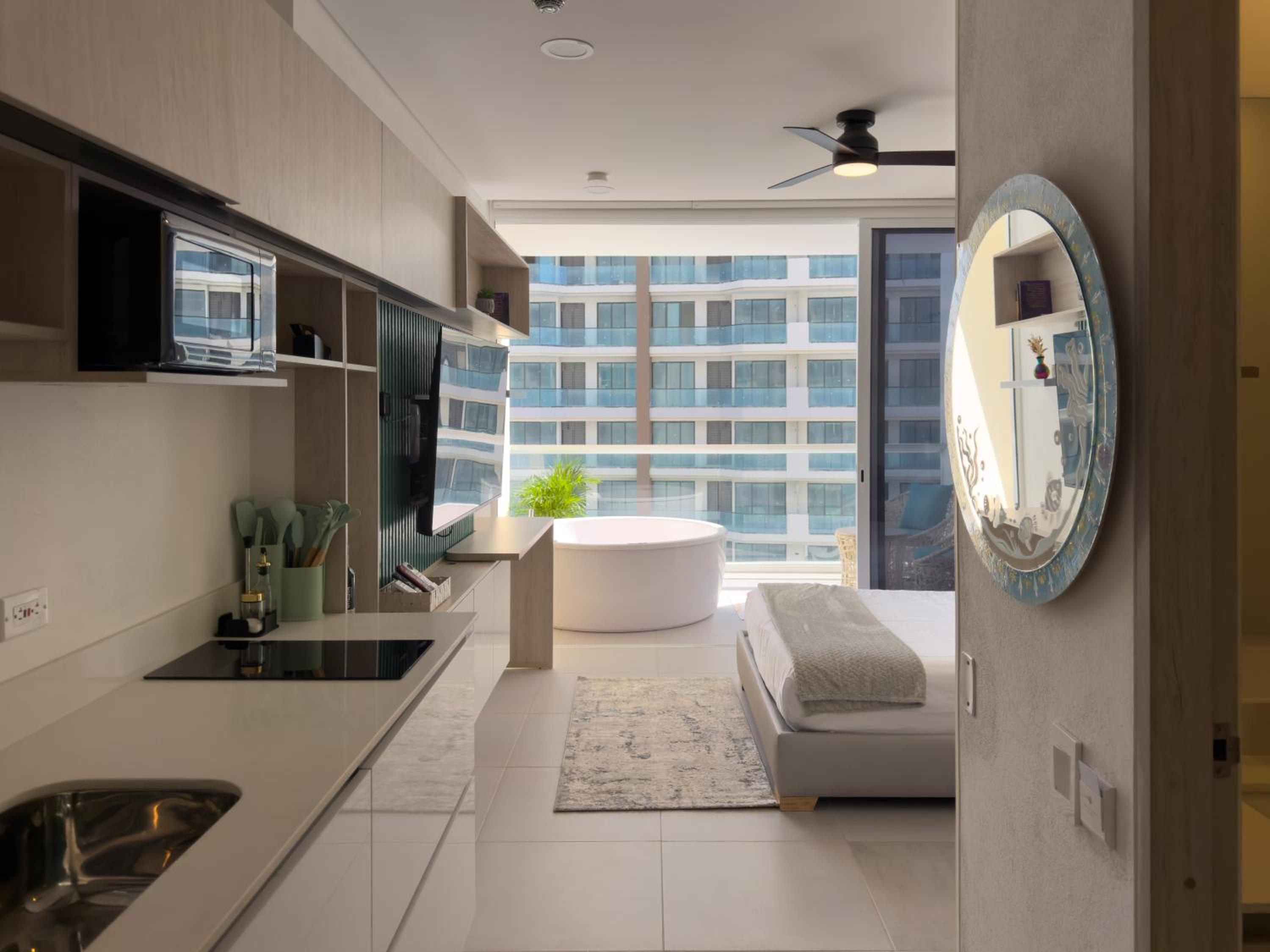 One-Bedroom Apartment with Spa Bath
