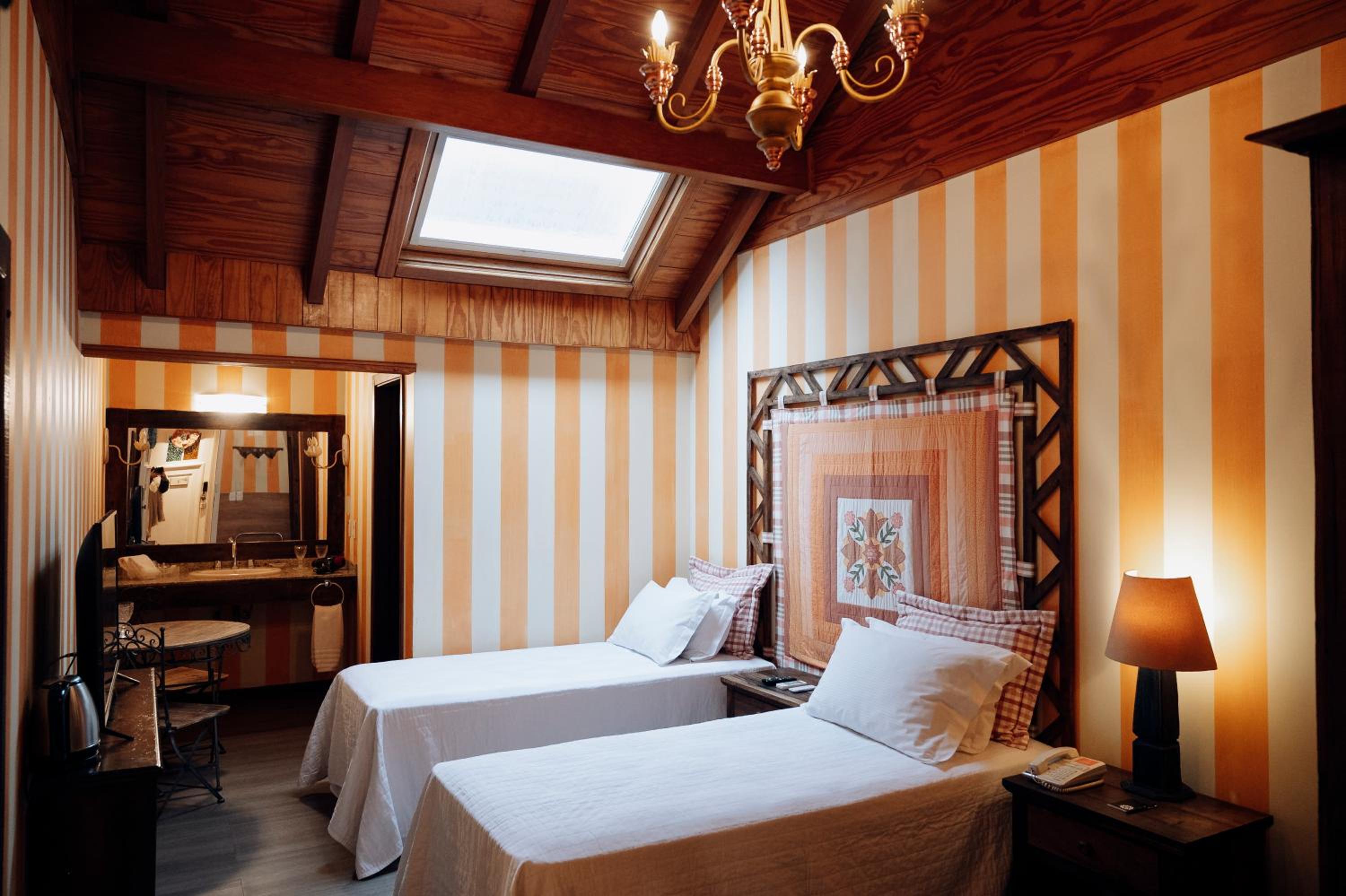 Luxury Triple Room photo 2
