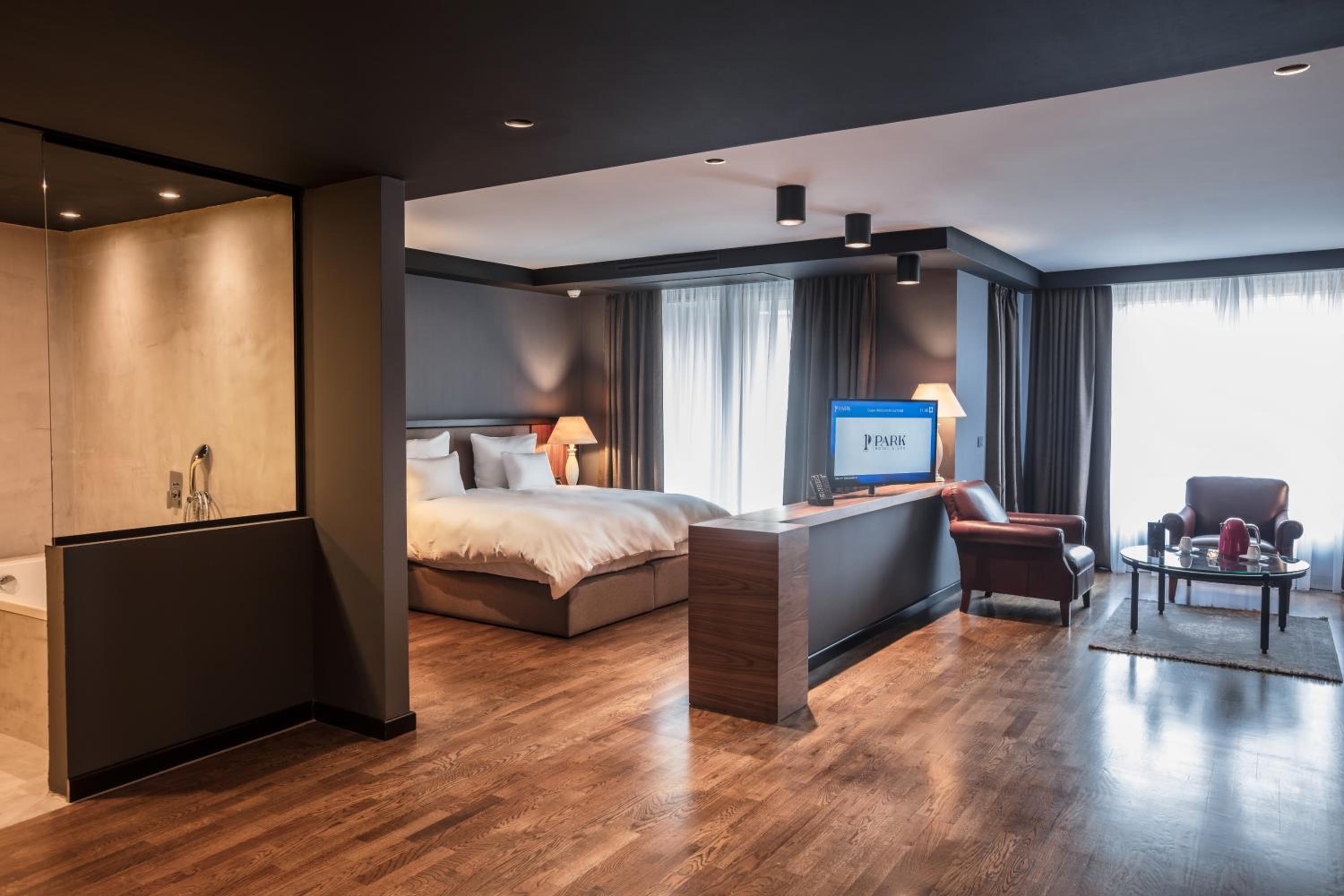 De Lux Suite with River view