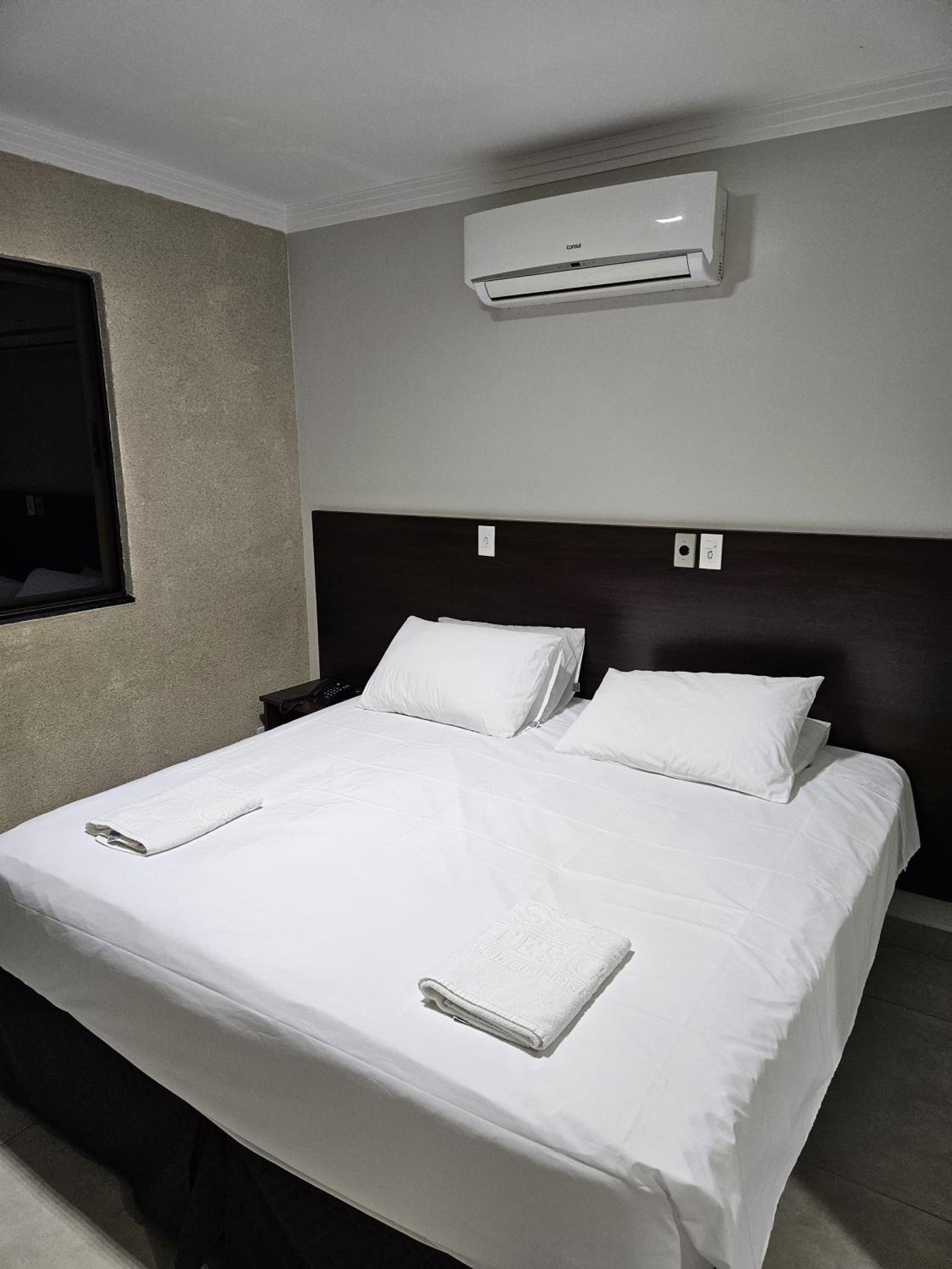 Deluxe Double Room (2 Adults + 1 Child) photo 3