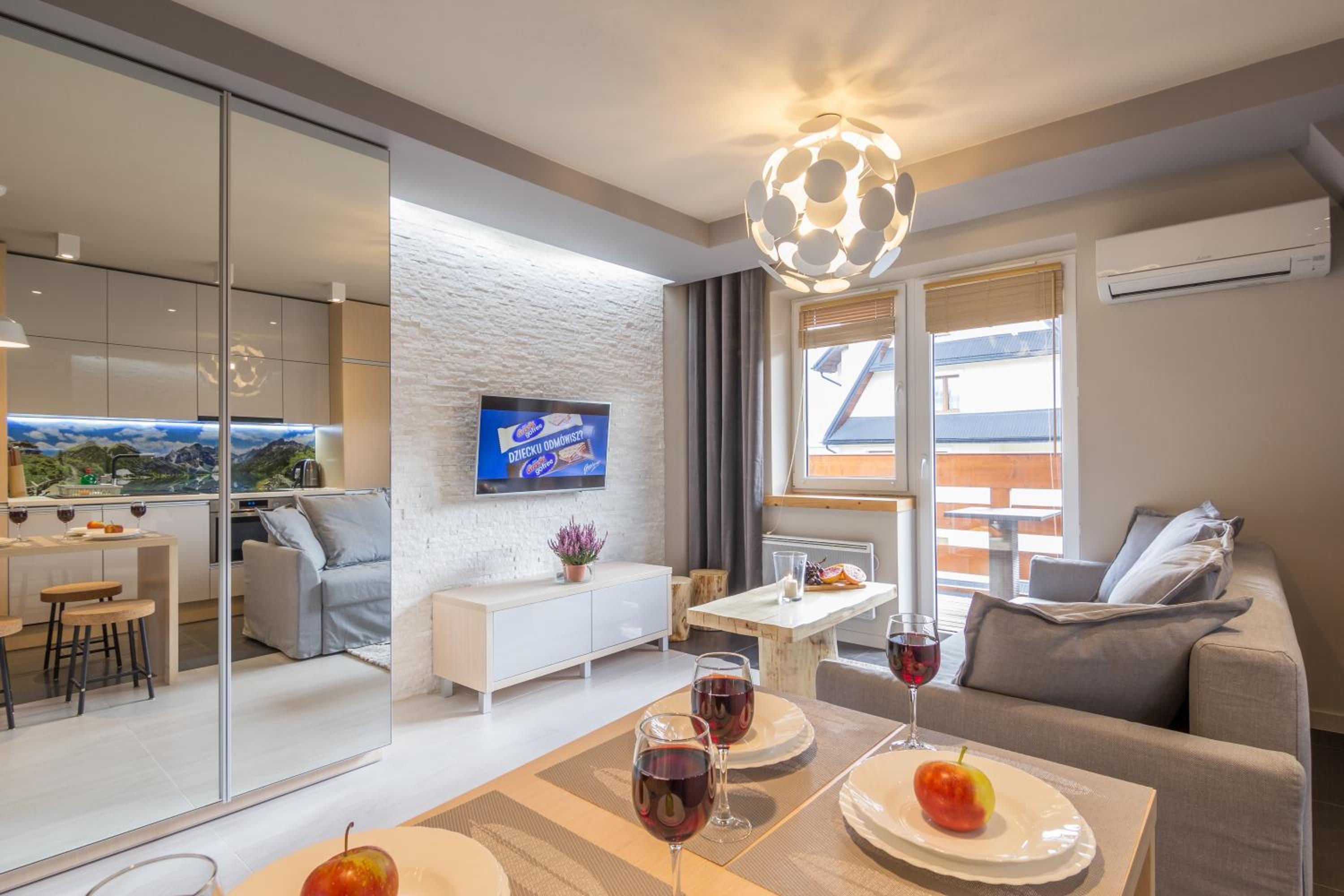 One-Bedroom Apartment (2 - 4 Adults)