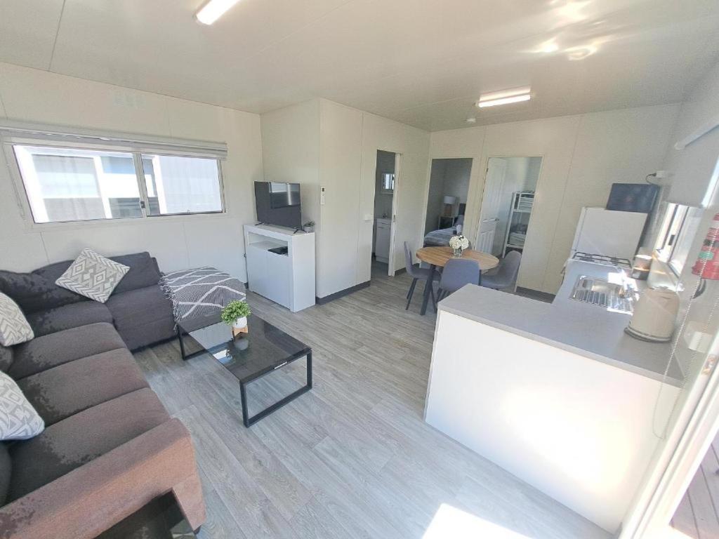 Deluxe Family Suite photo 3