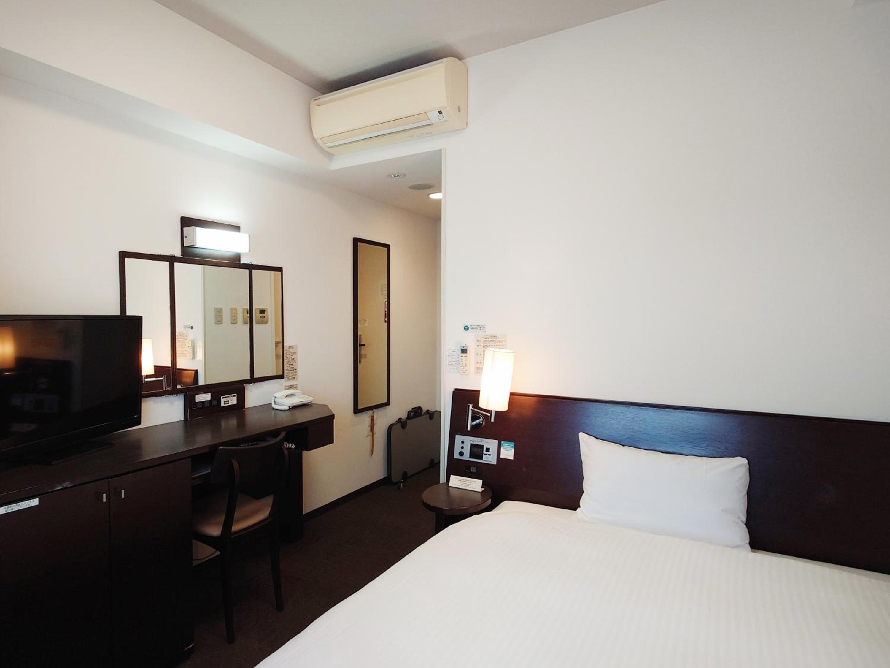 Comfort Single Room - Smoking - No Daily Cleaning