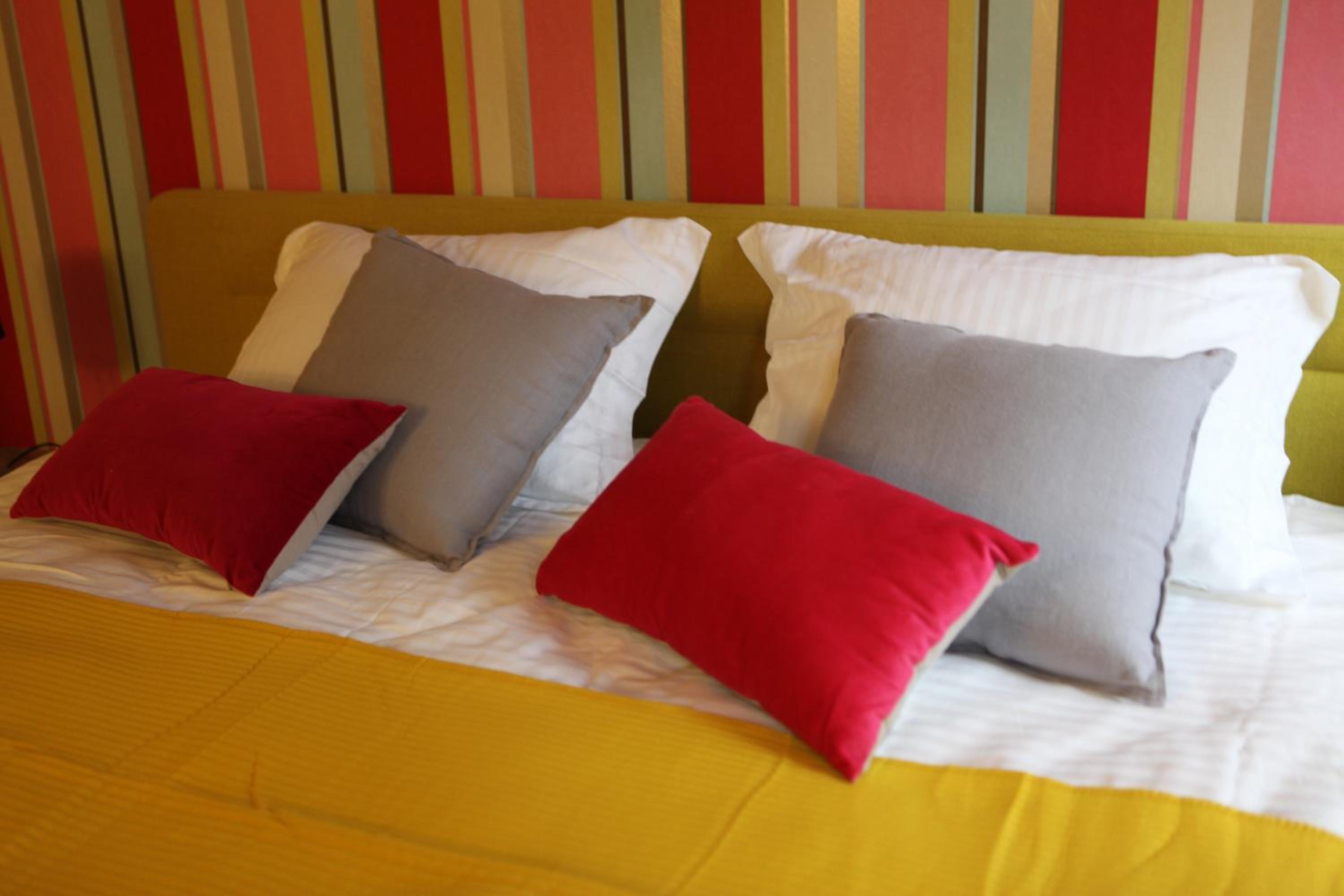 Studio Apartment - Photo 10
