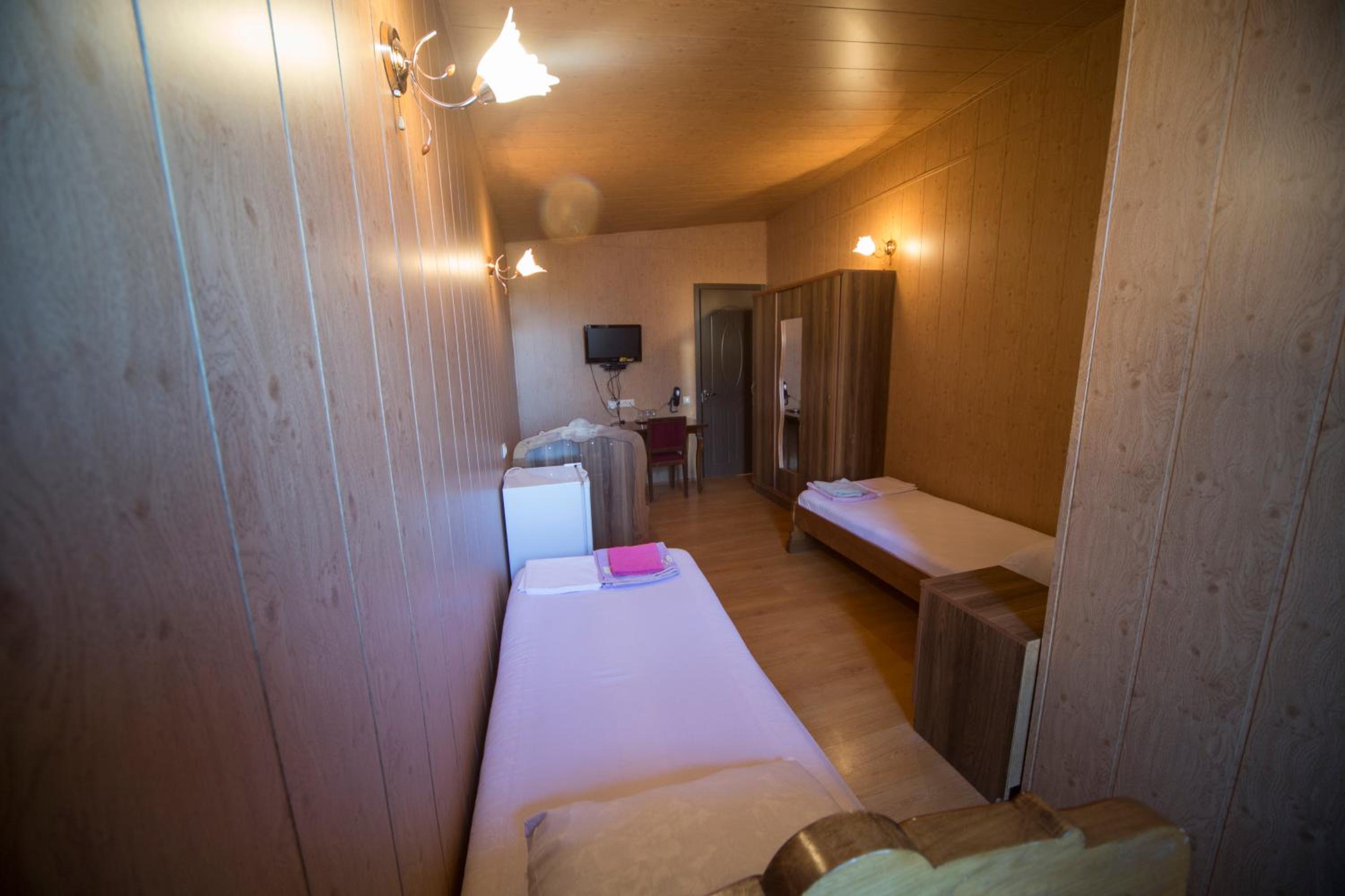 Standard Triple Room photo 3
