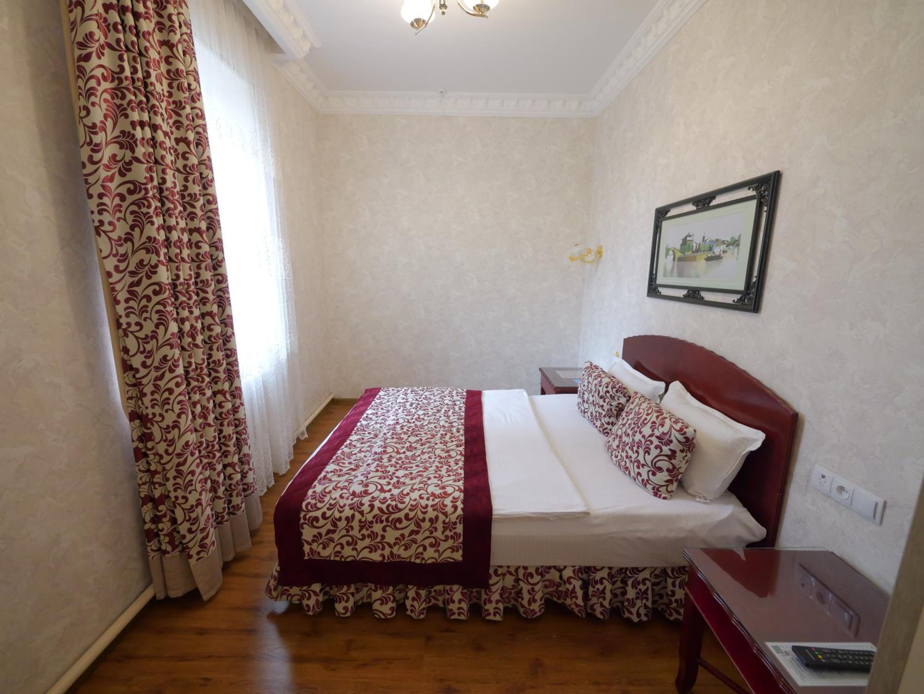 Budget Single Room