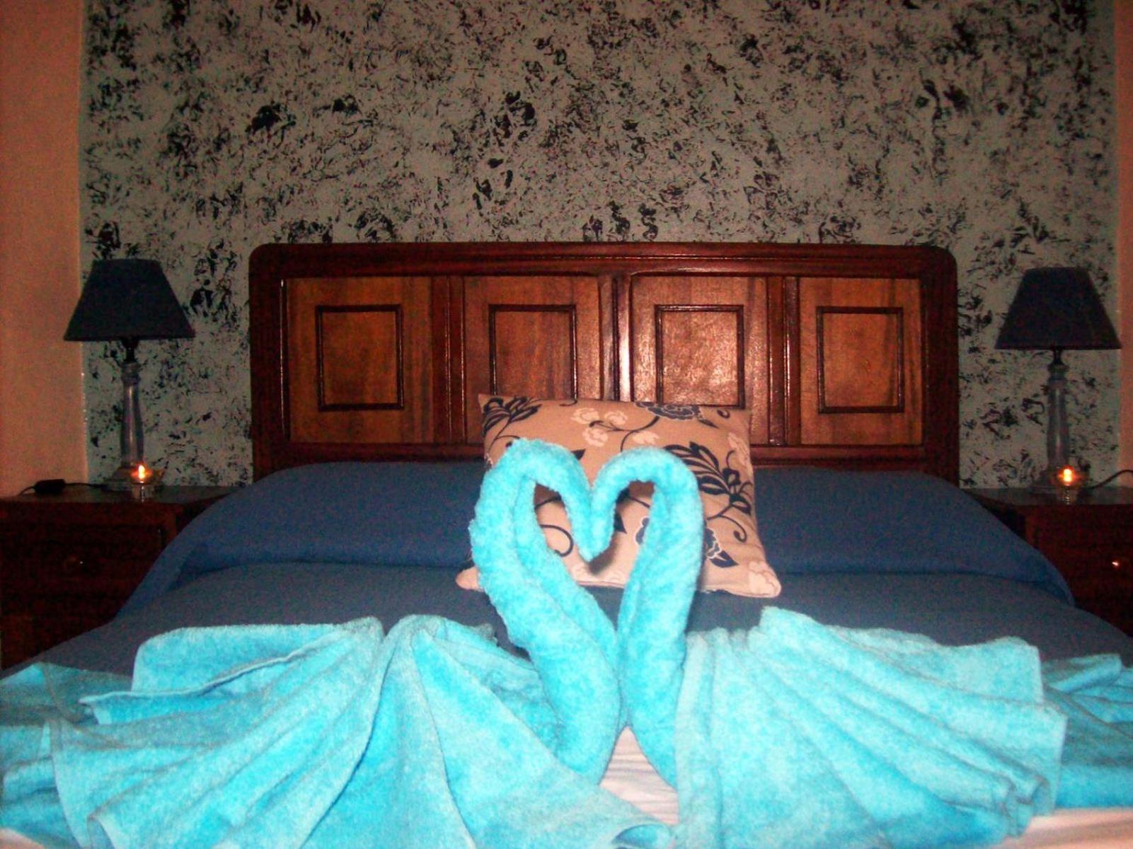 Double Room with Private Bathroom photo 2