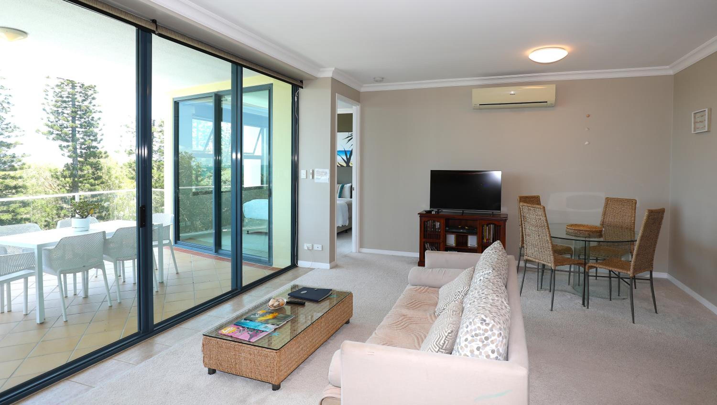 Two-Bedroom Apartment with Ocean View photo 3