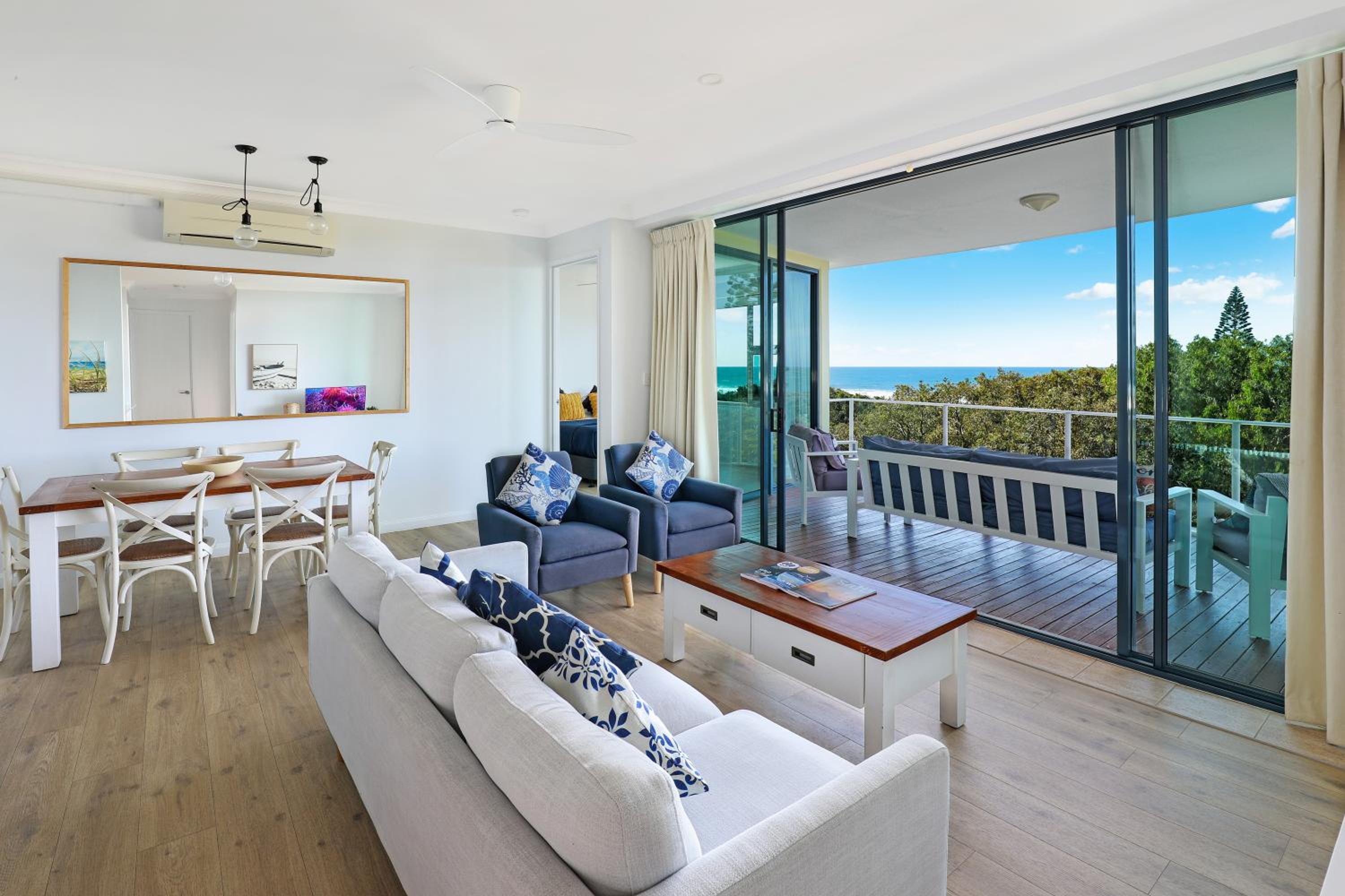 Two-Bedroom Apartment with Ocean View photo 2