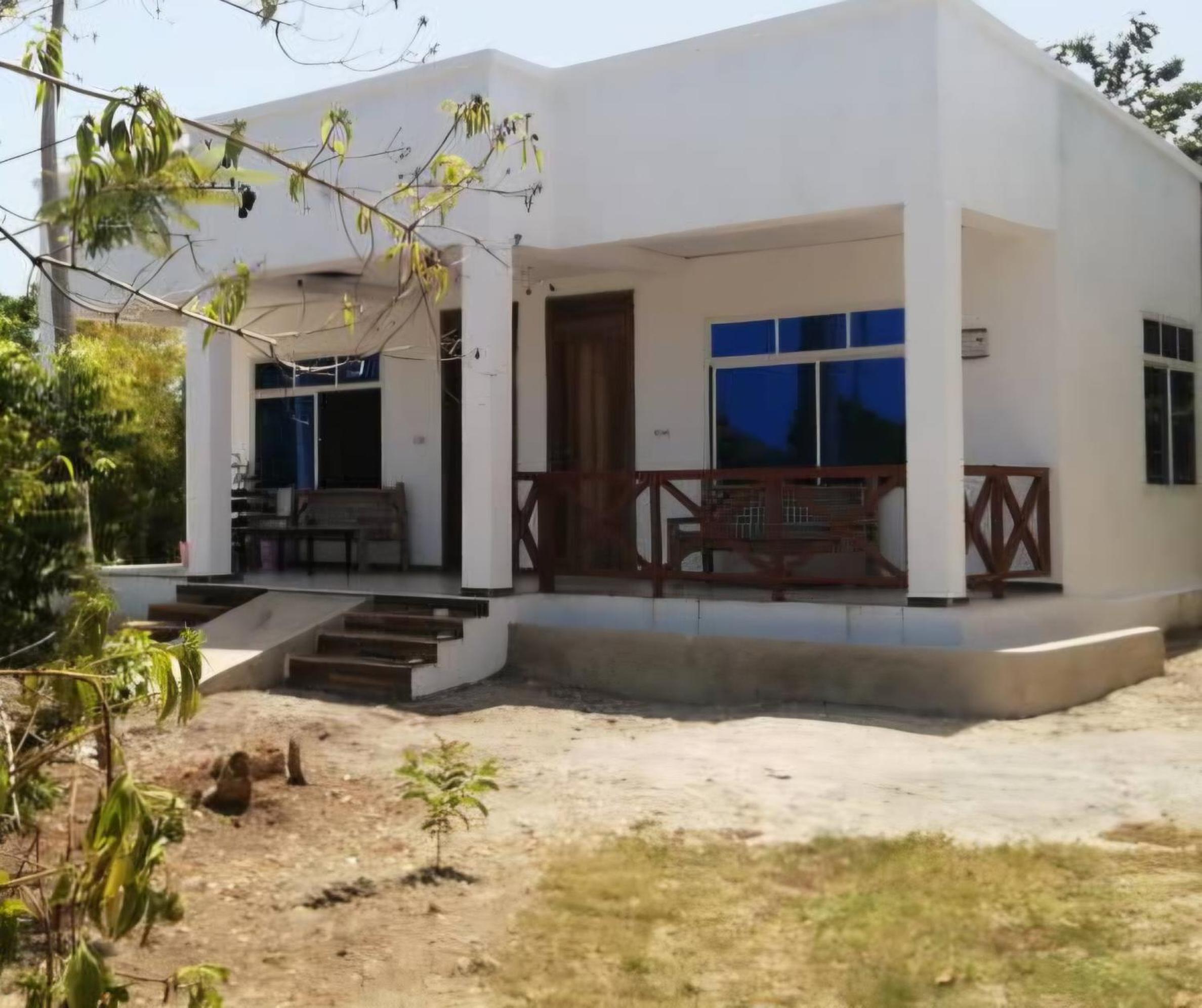 Bungalow with Garden View