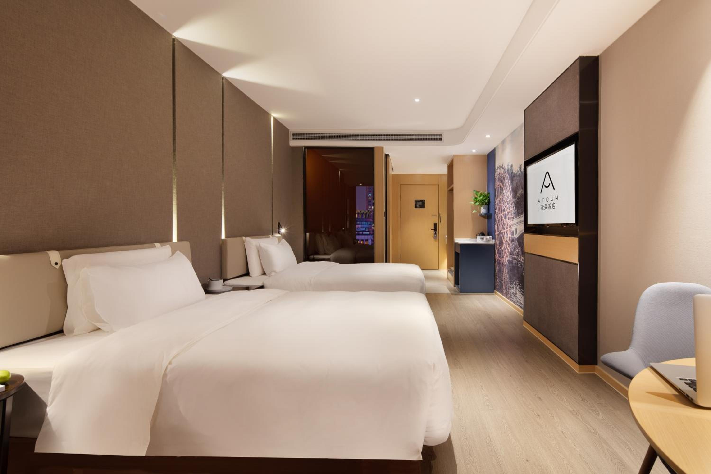 Jimu Twin Room with River View photo 1