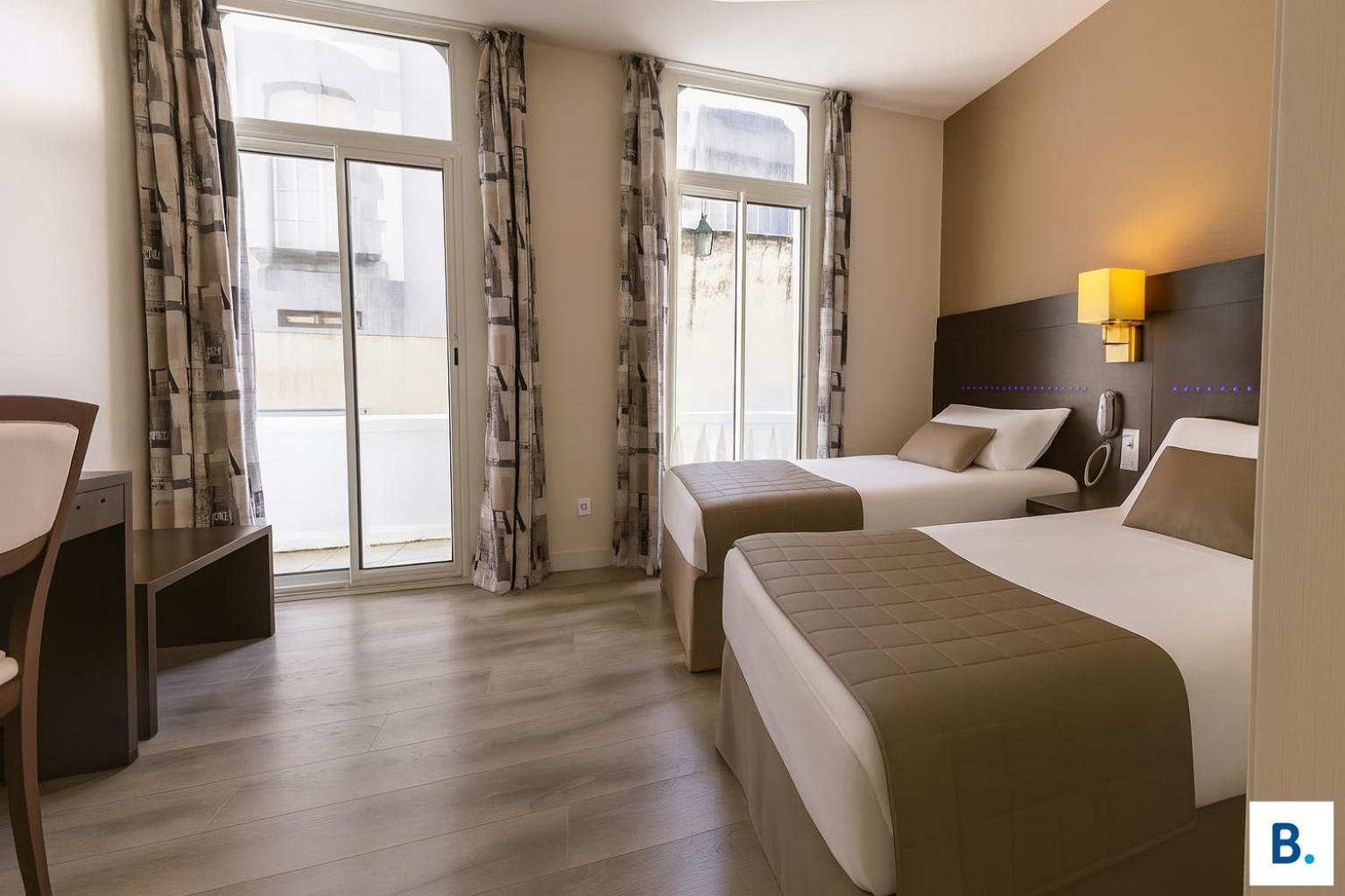 Twin Room with Balcony photo 1