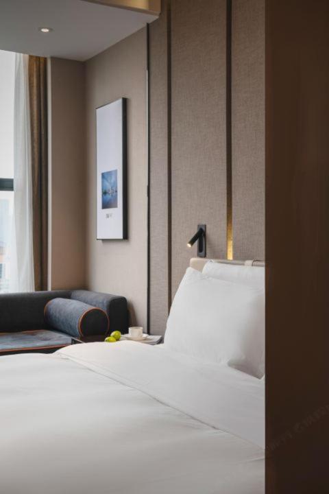 Superior Twin Room with City View photo 3