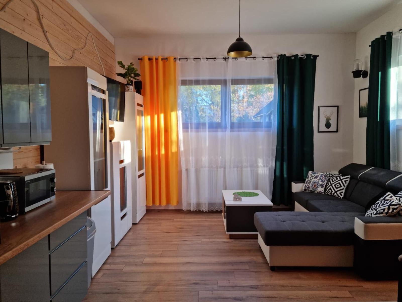 Apartment photo 2