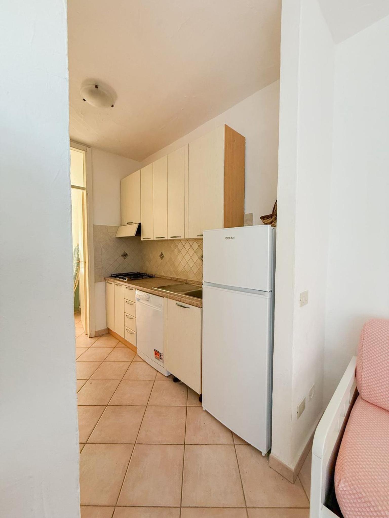 One-Bedroom Apartment with Sea View photo 2