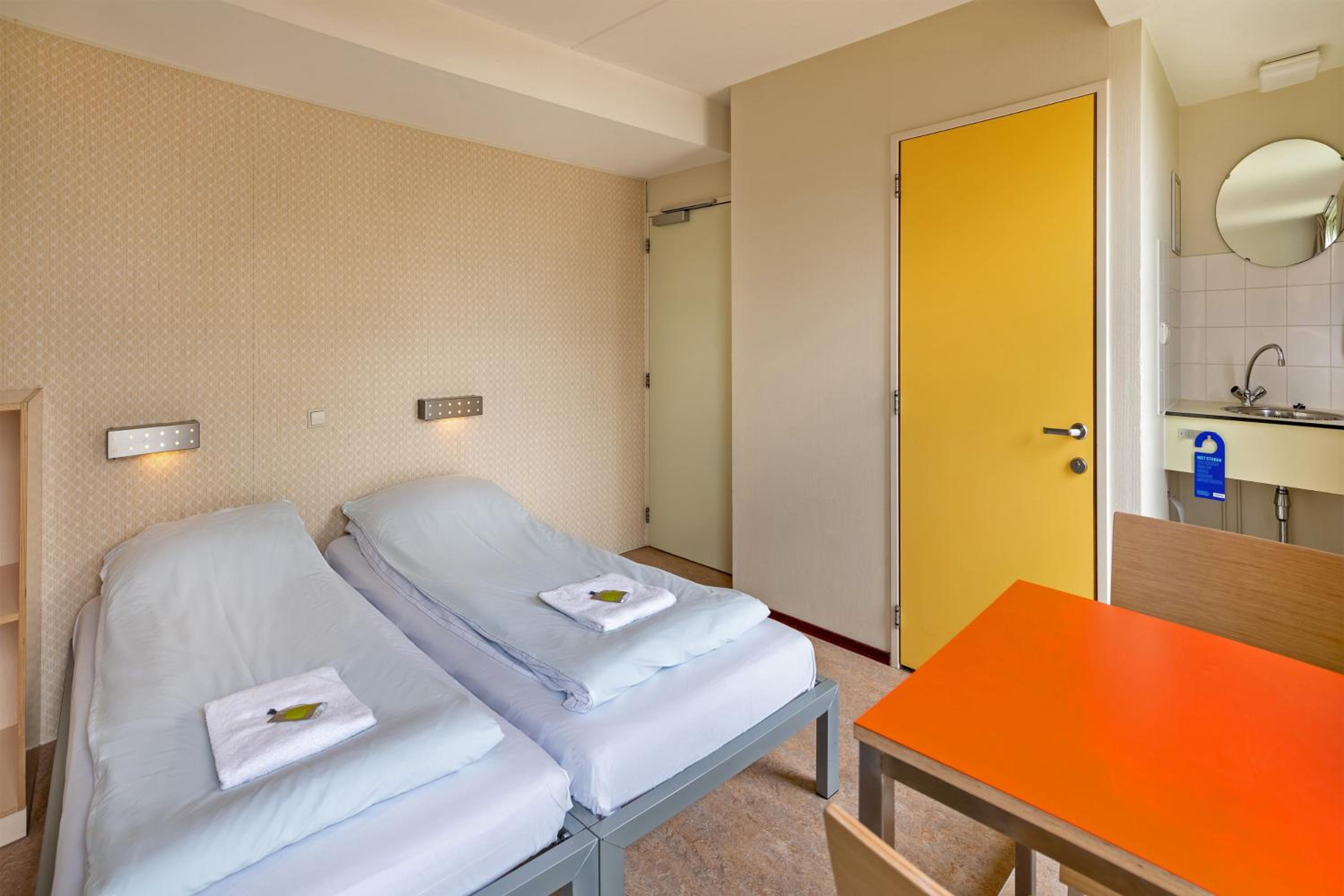 Comfort Double Room with Private Bathroom photo 3