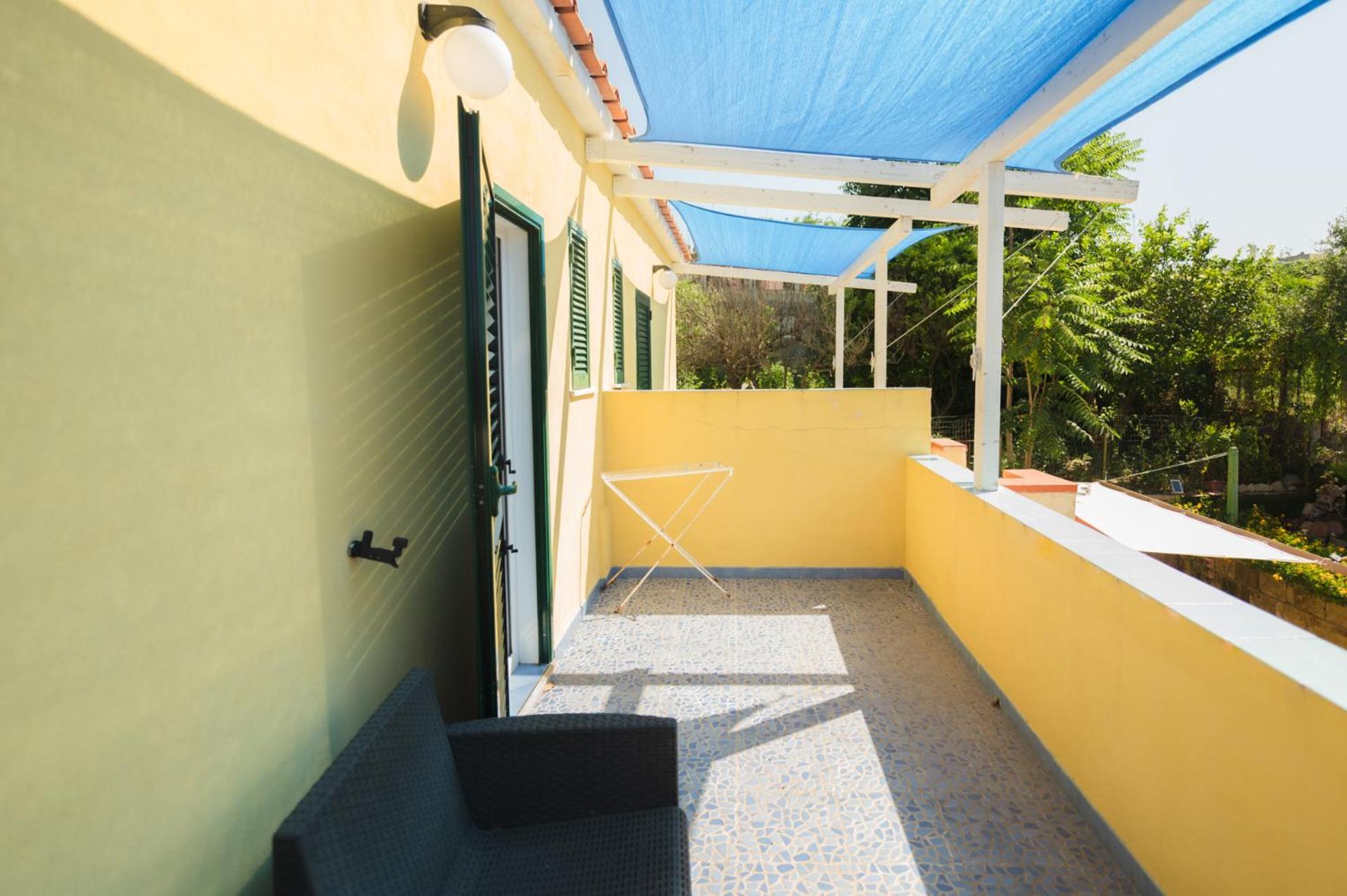 Quadruple Room with Terrace