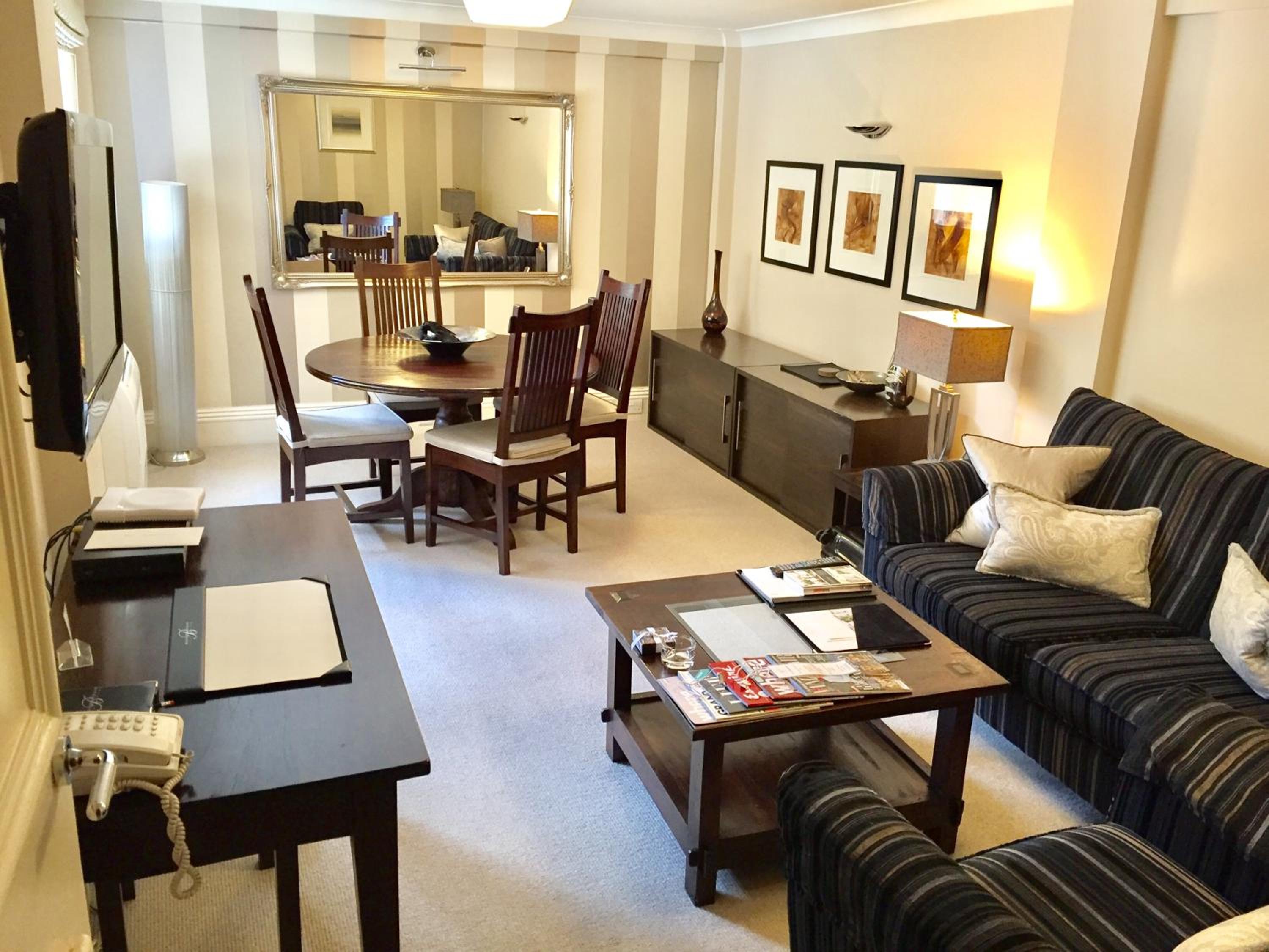 Standard One-Bedroom Apartment photo 3