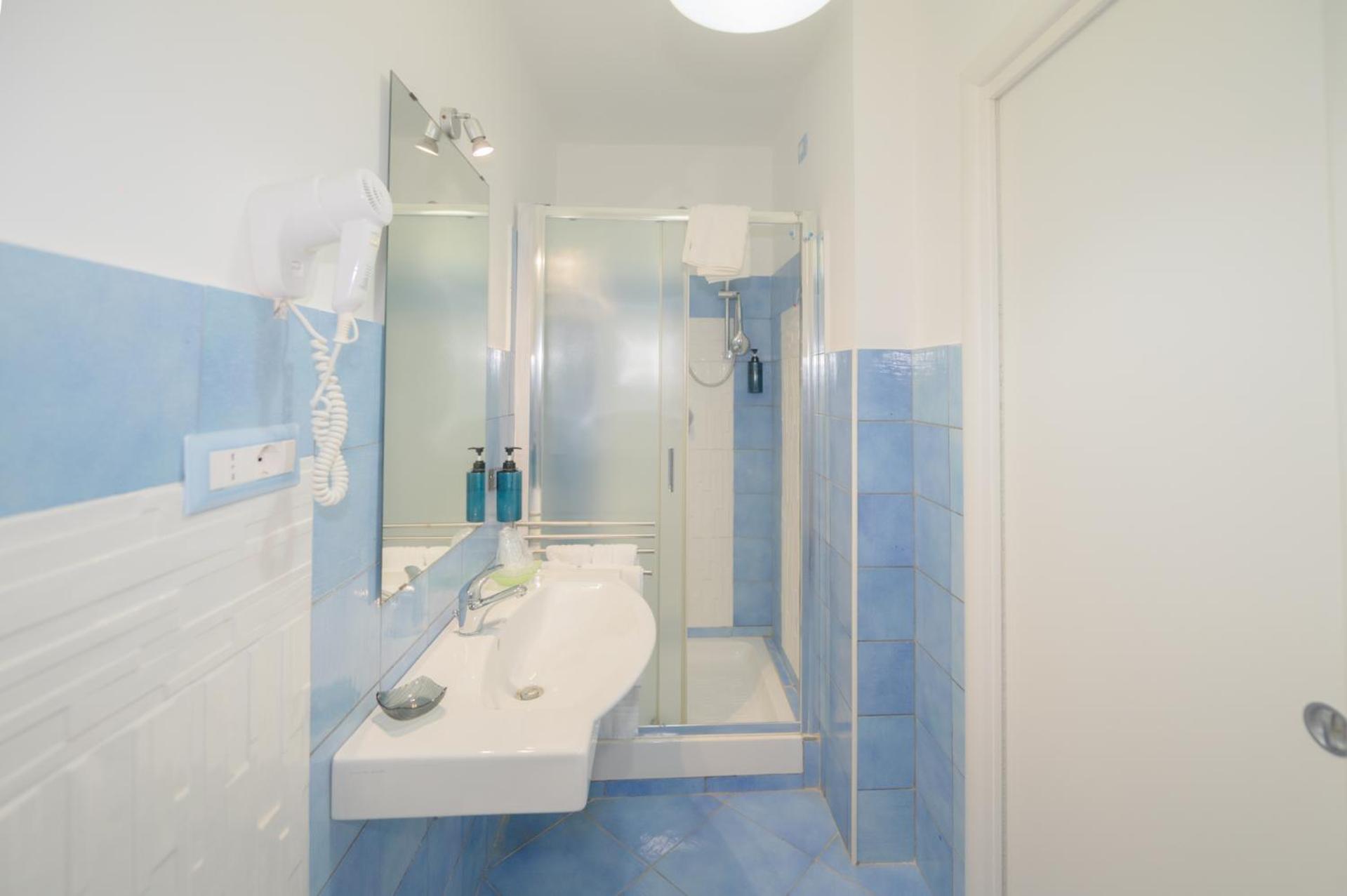 Double or Twin Room with Terrace
