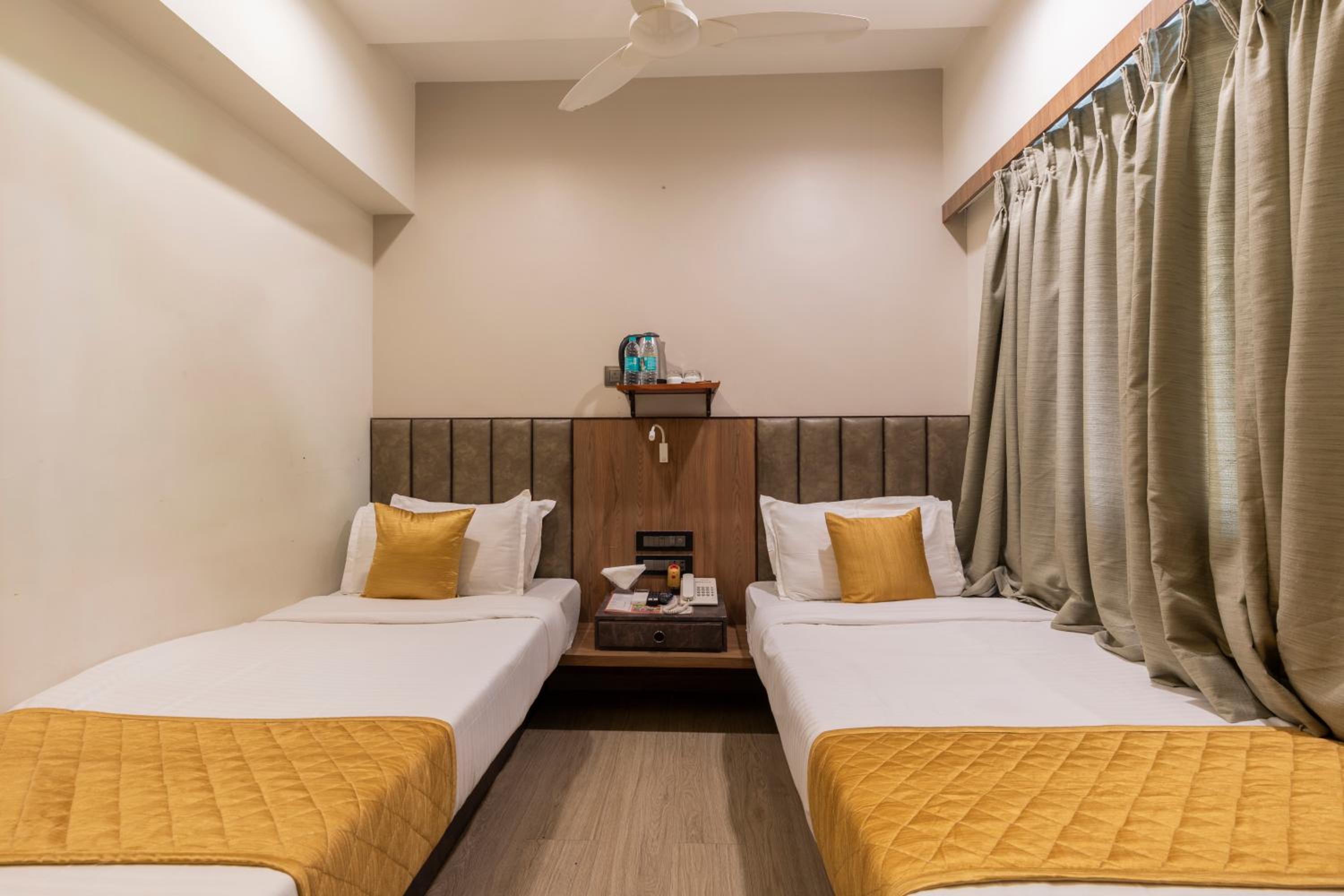 Superior Twin Room - Photo 1