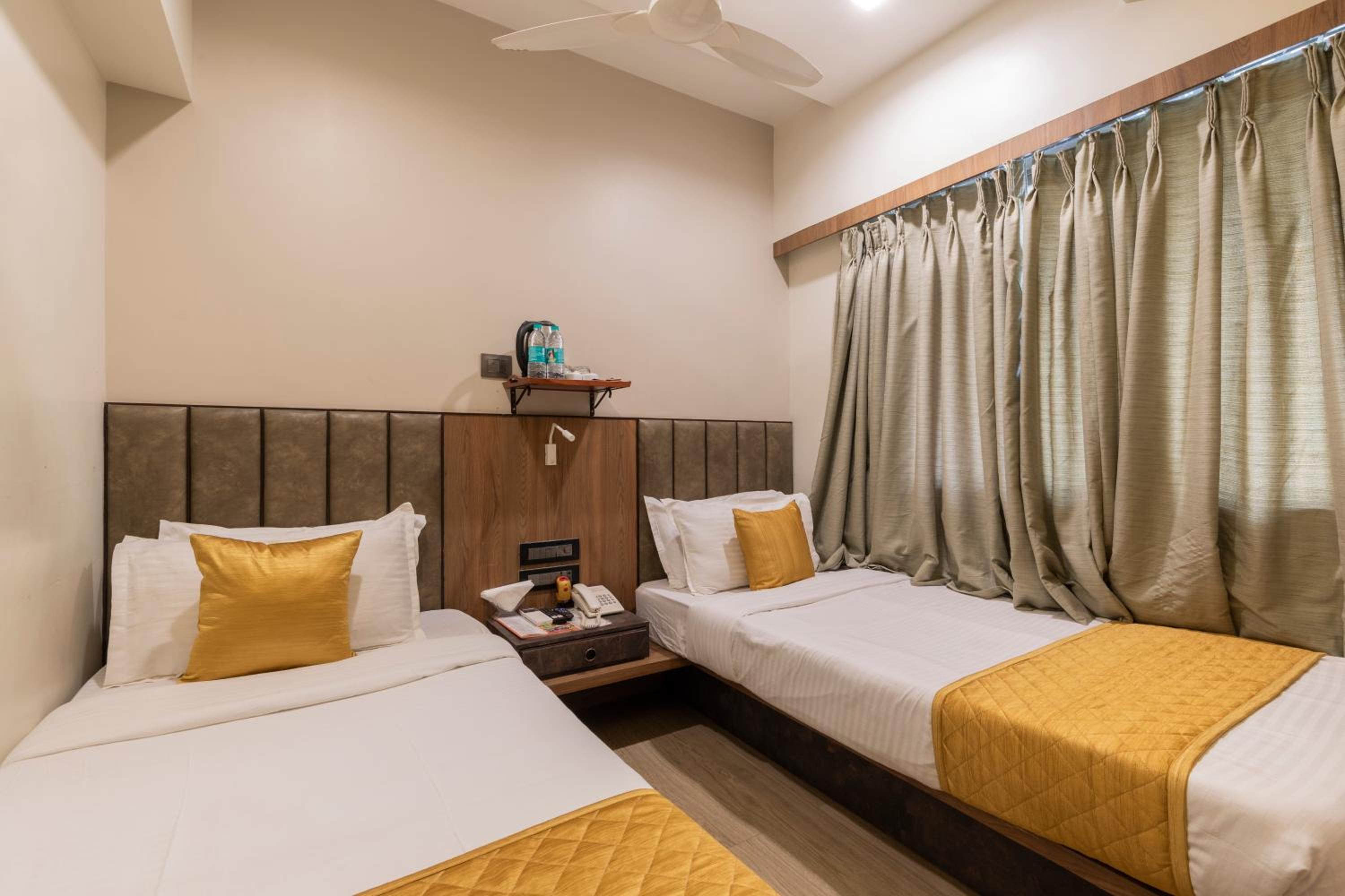 Superior Twin Room - Photo 3