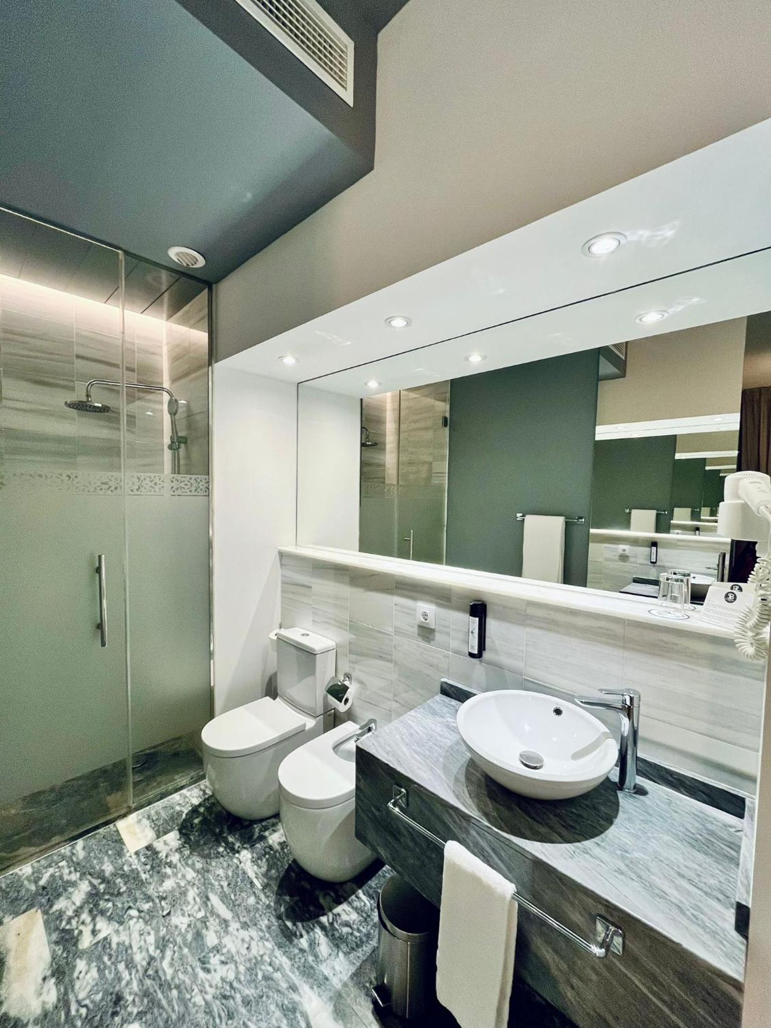 Habitación #193820027