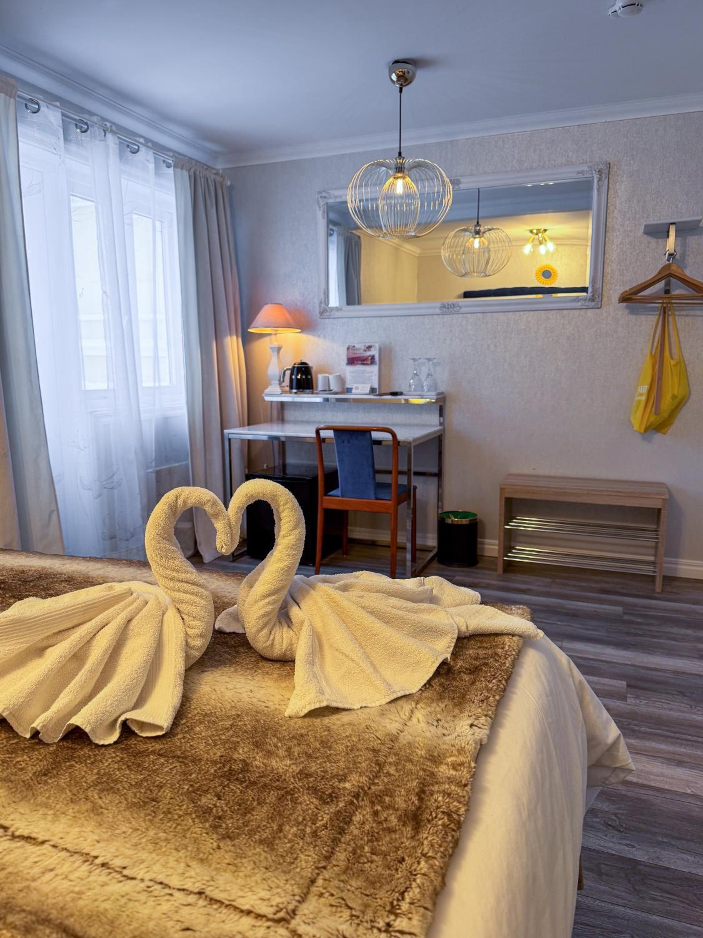 Standard Double Room - Annex photo 3
