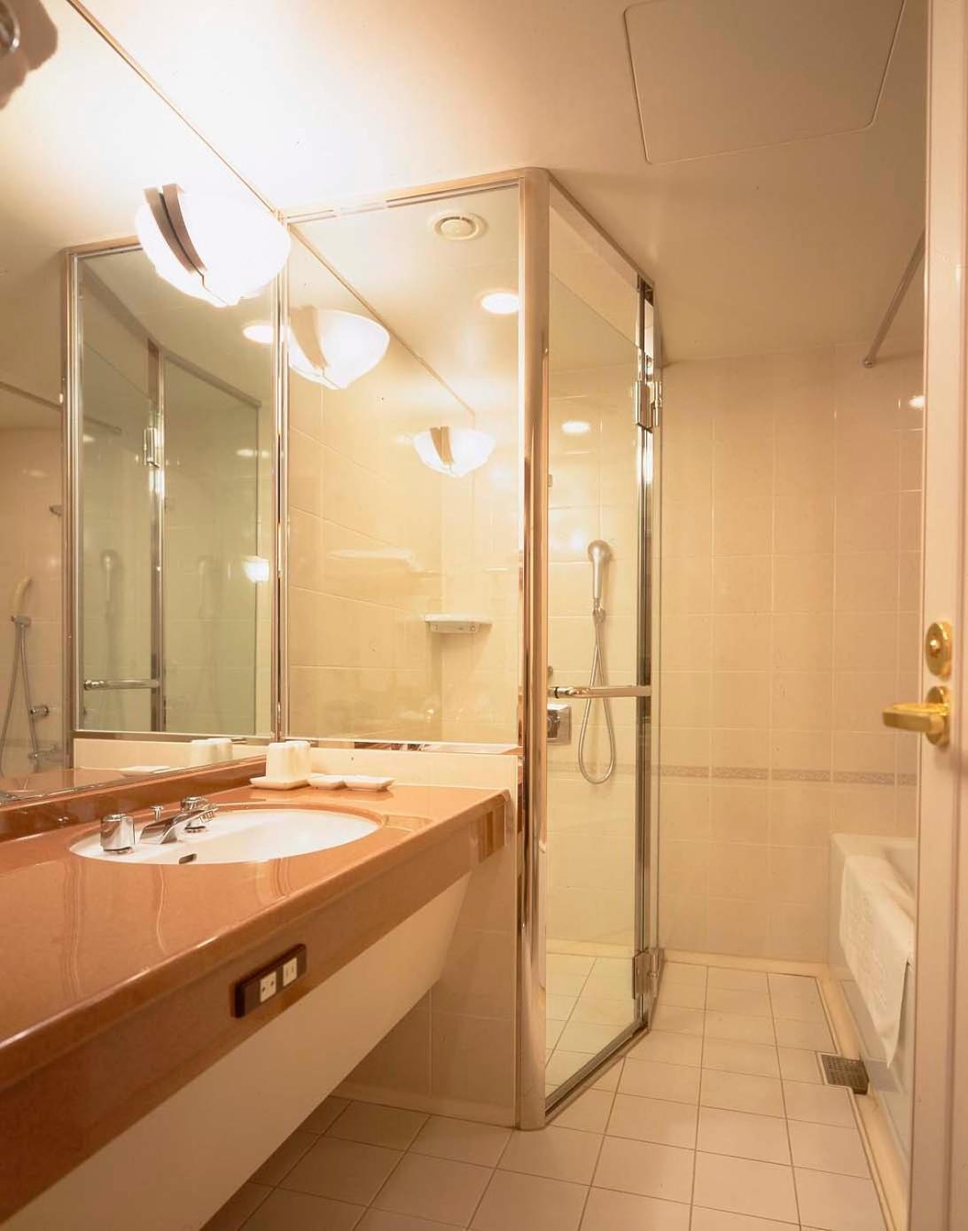 King Double Room - Non-Smoking - Photo 2
