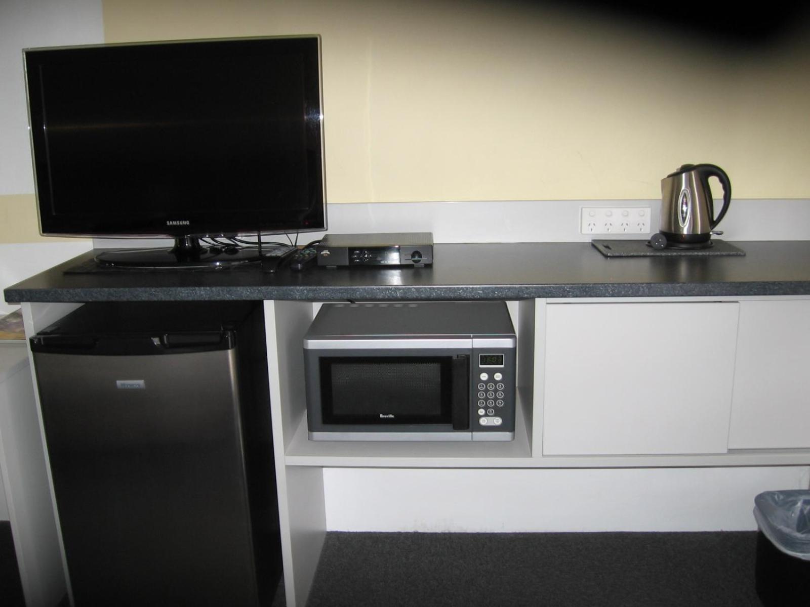 Double or Twin Room photo 3