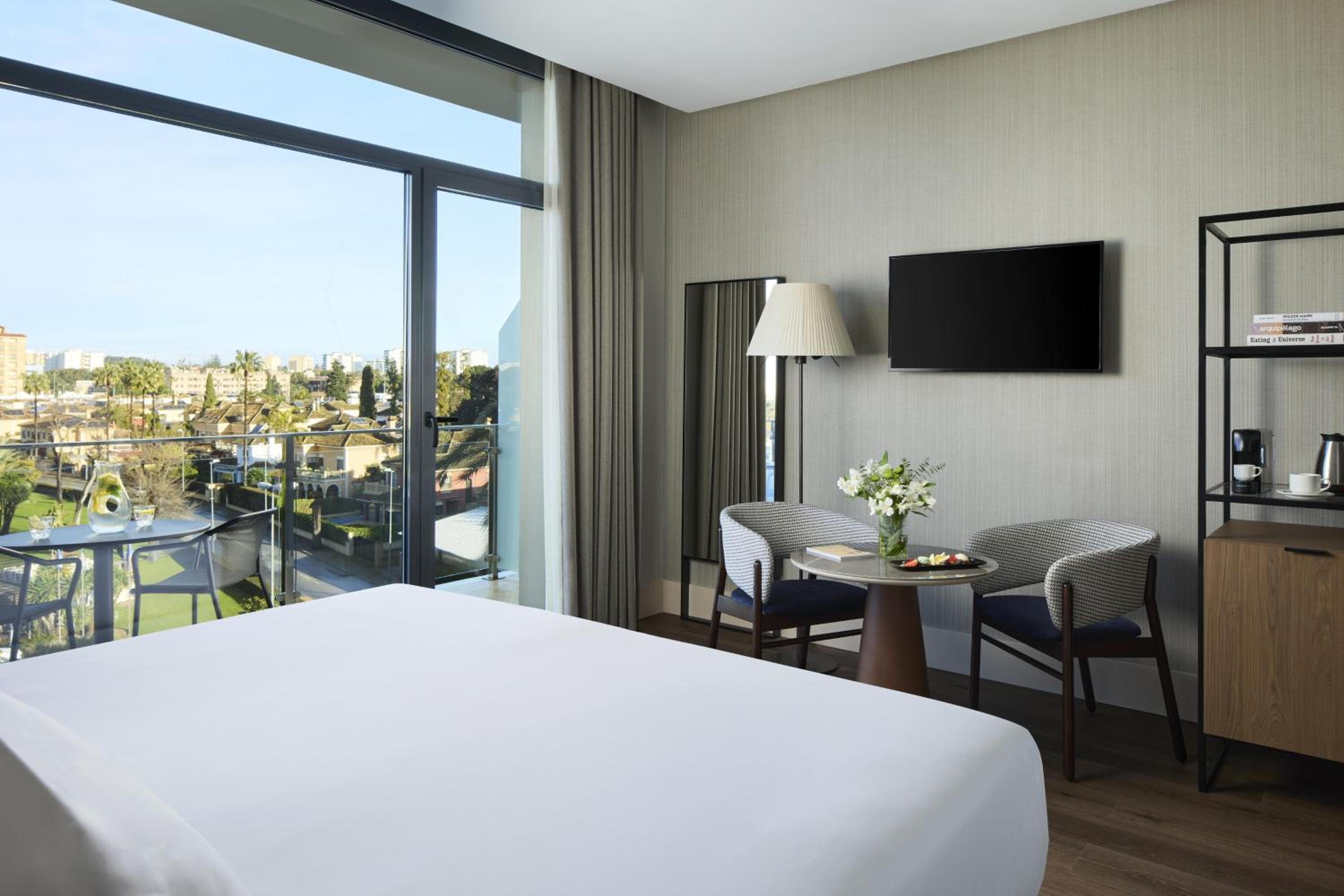 Superior New Style Room with Terrace - Photo 2
