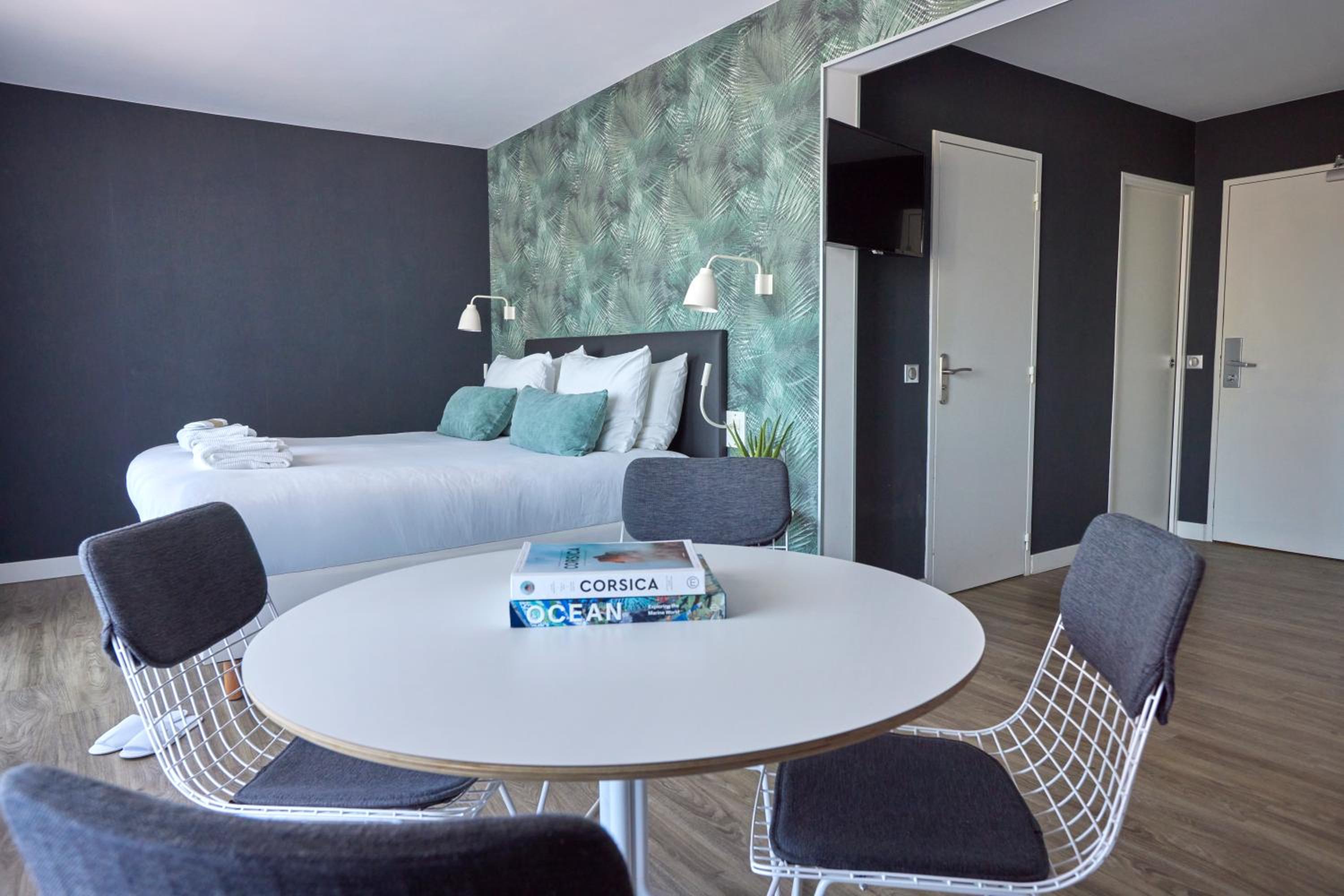 Family Suite with bunk bed