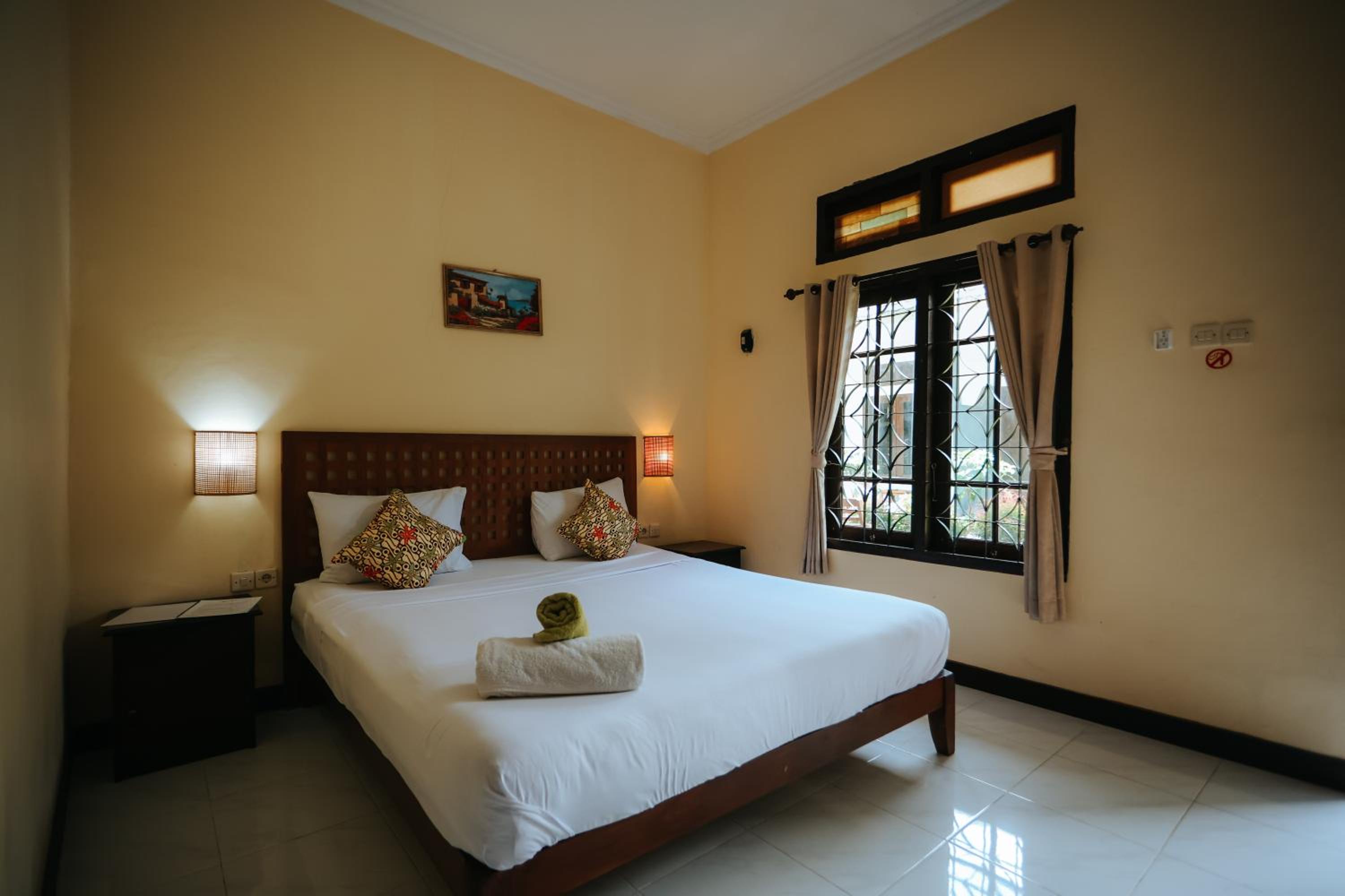 Standard Double Room - Photo 2