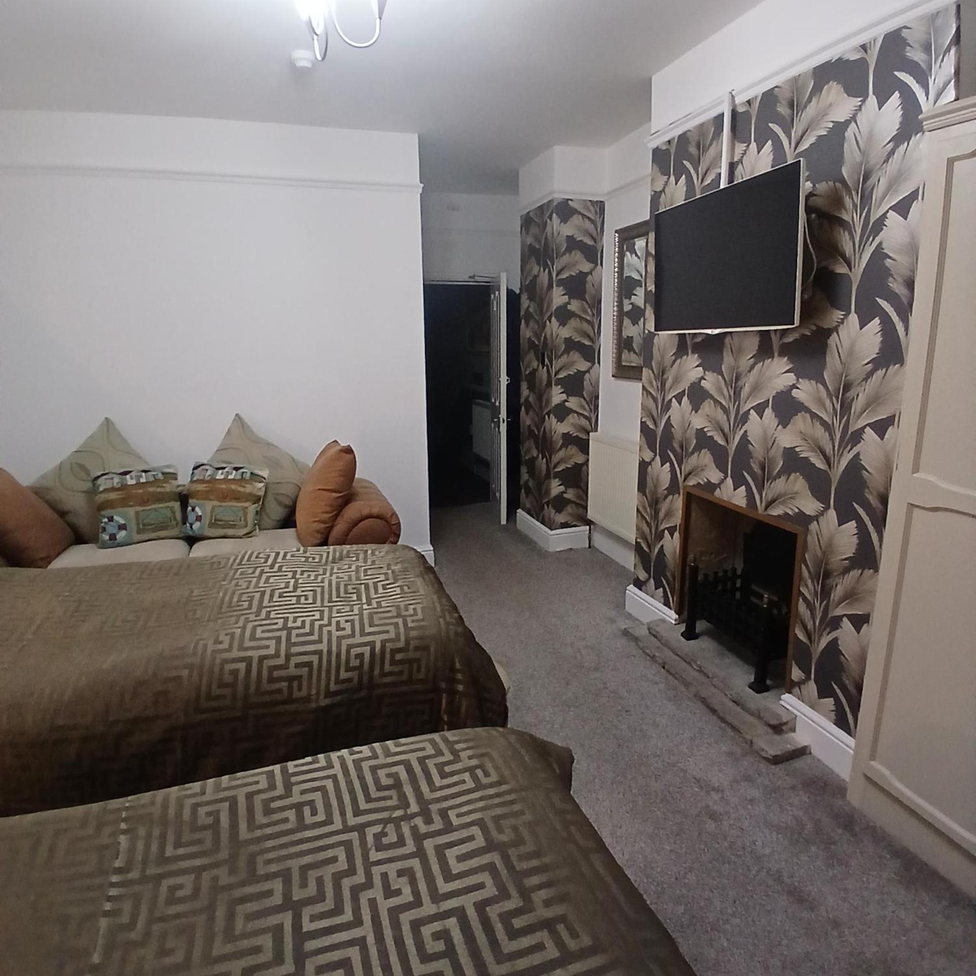 Deluxe Twin Room photo 2
