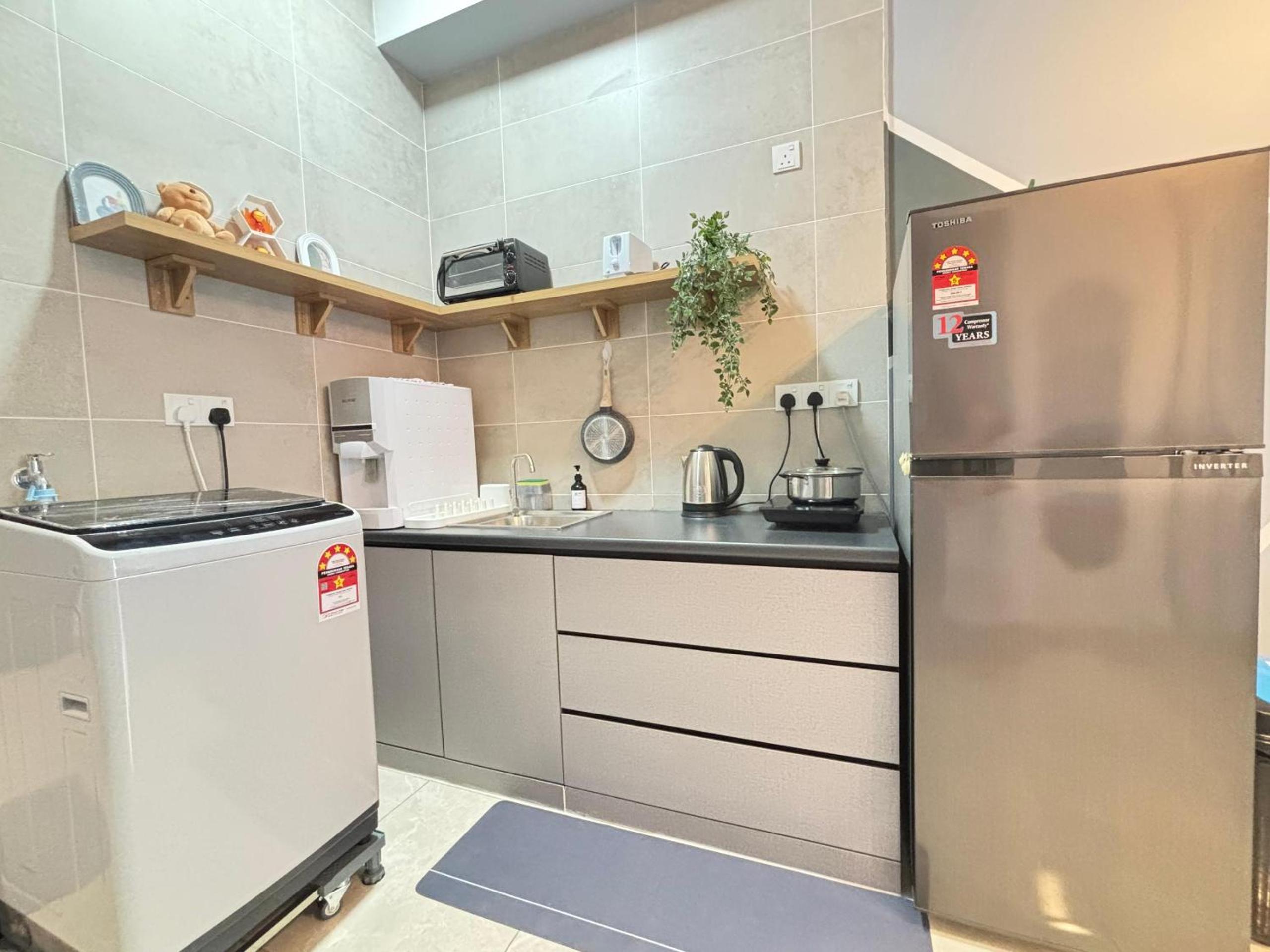 Two-Bedroom Apartment with City View