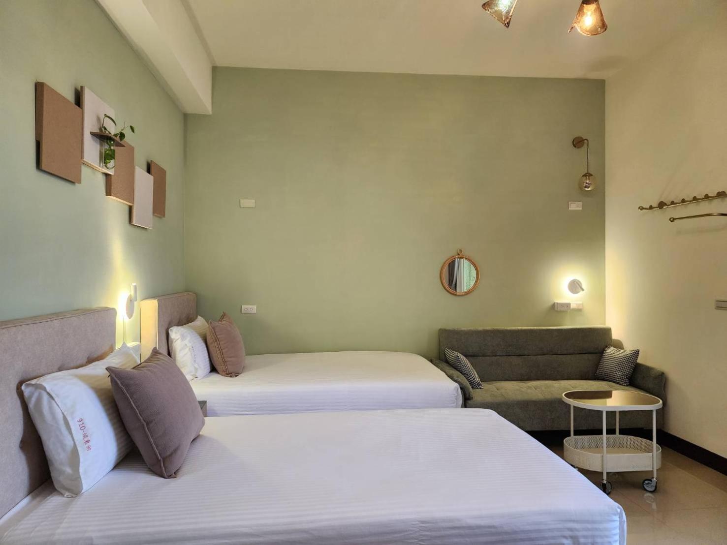 Superior Double or Twin Room with City View photo 3