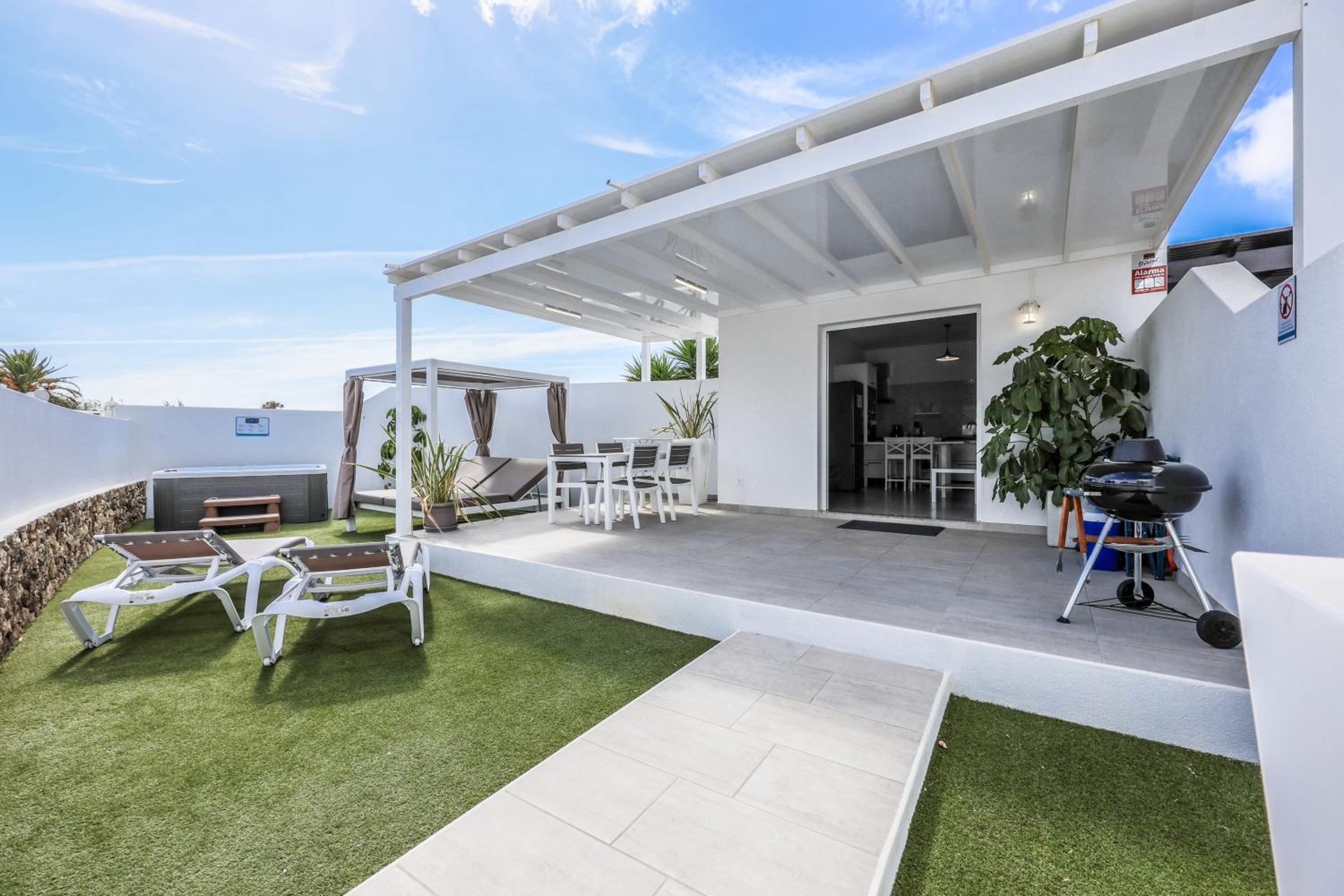 Two-Bedroom Villa photo 1
