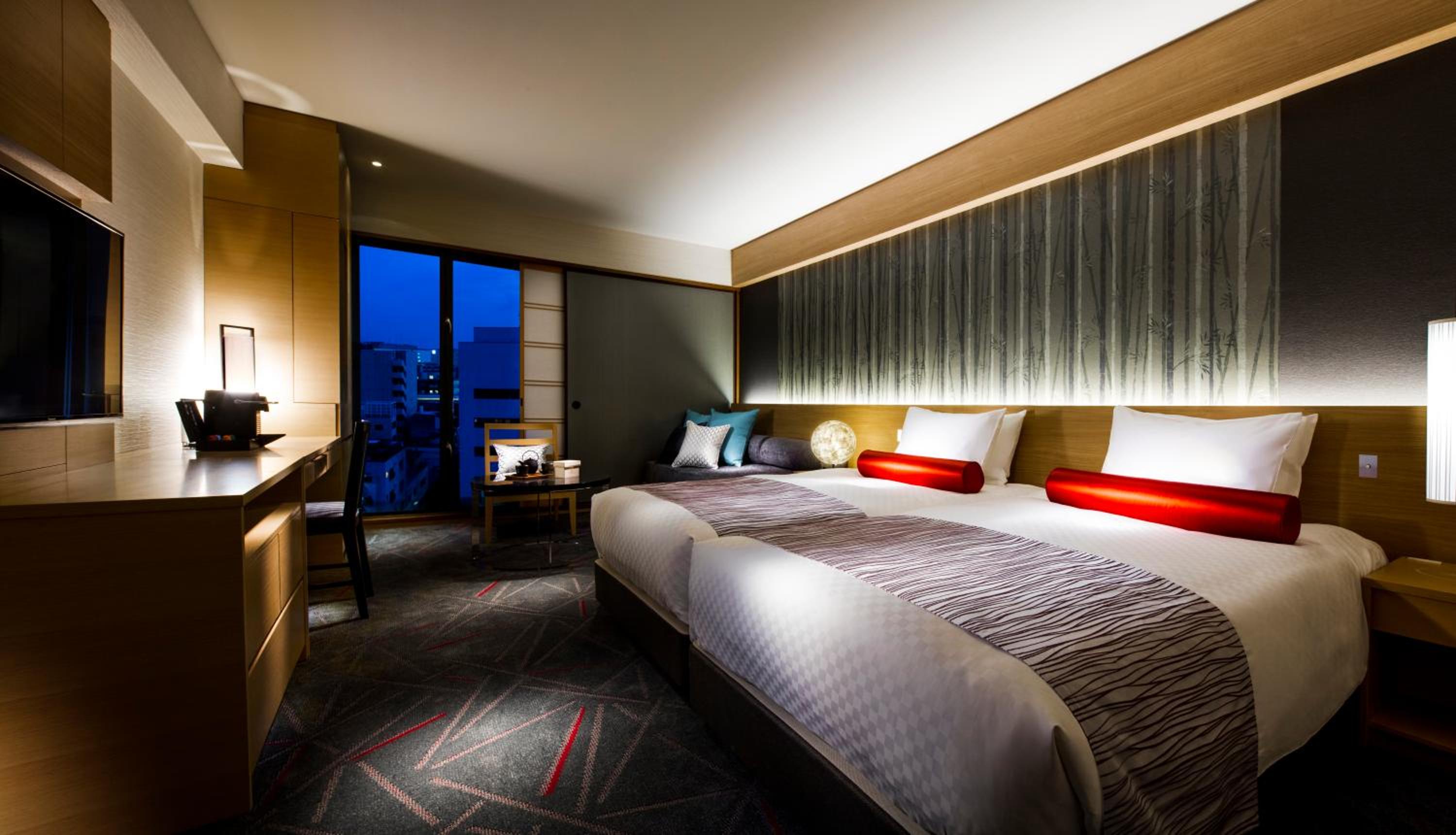Deluxe Twin Room - High Floor - Non-Smoking - Photo 4