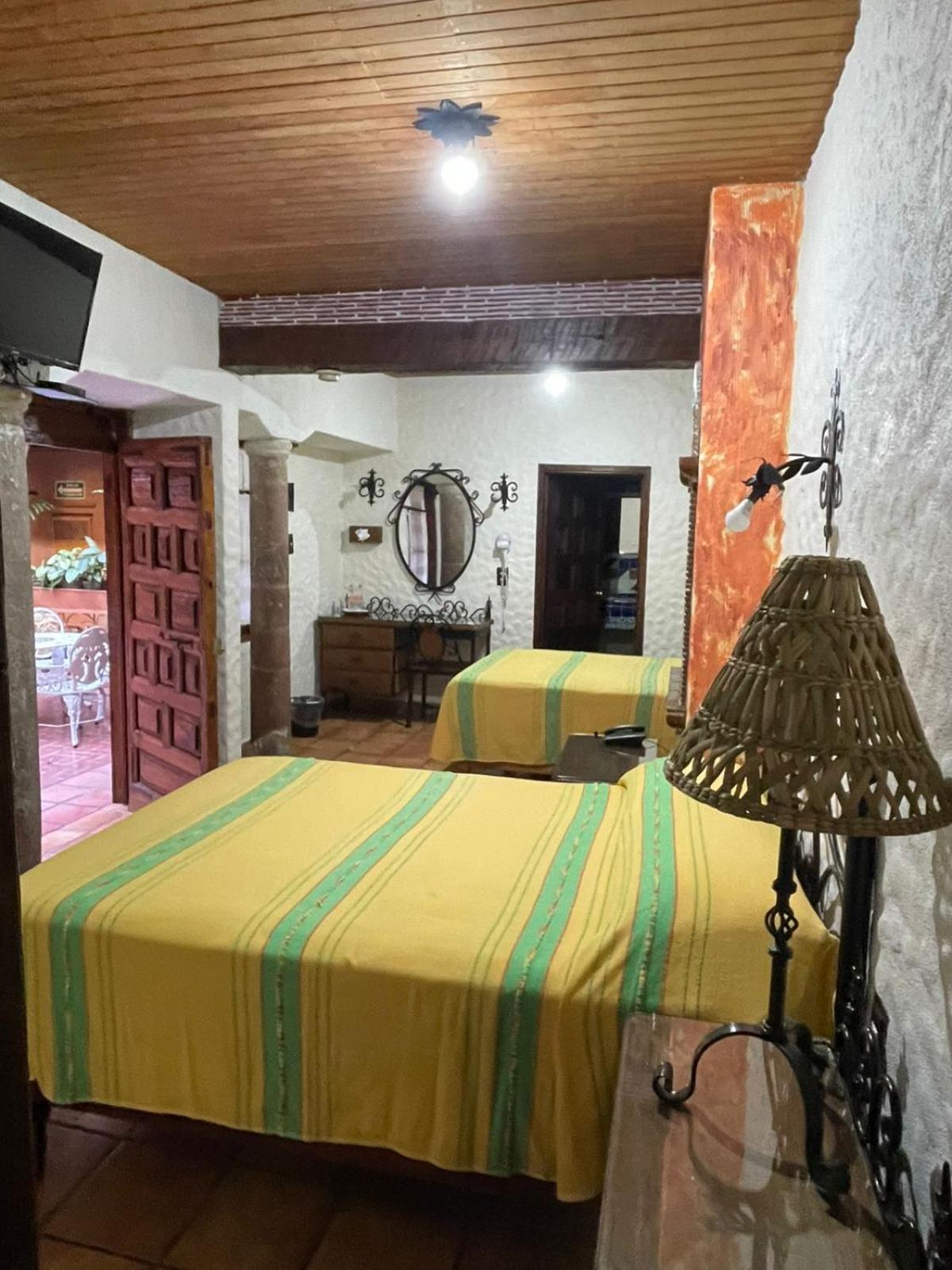 Deluxe Twin Room photo 2