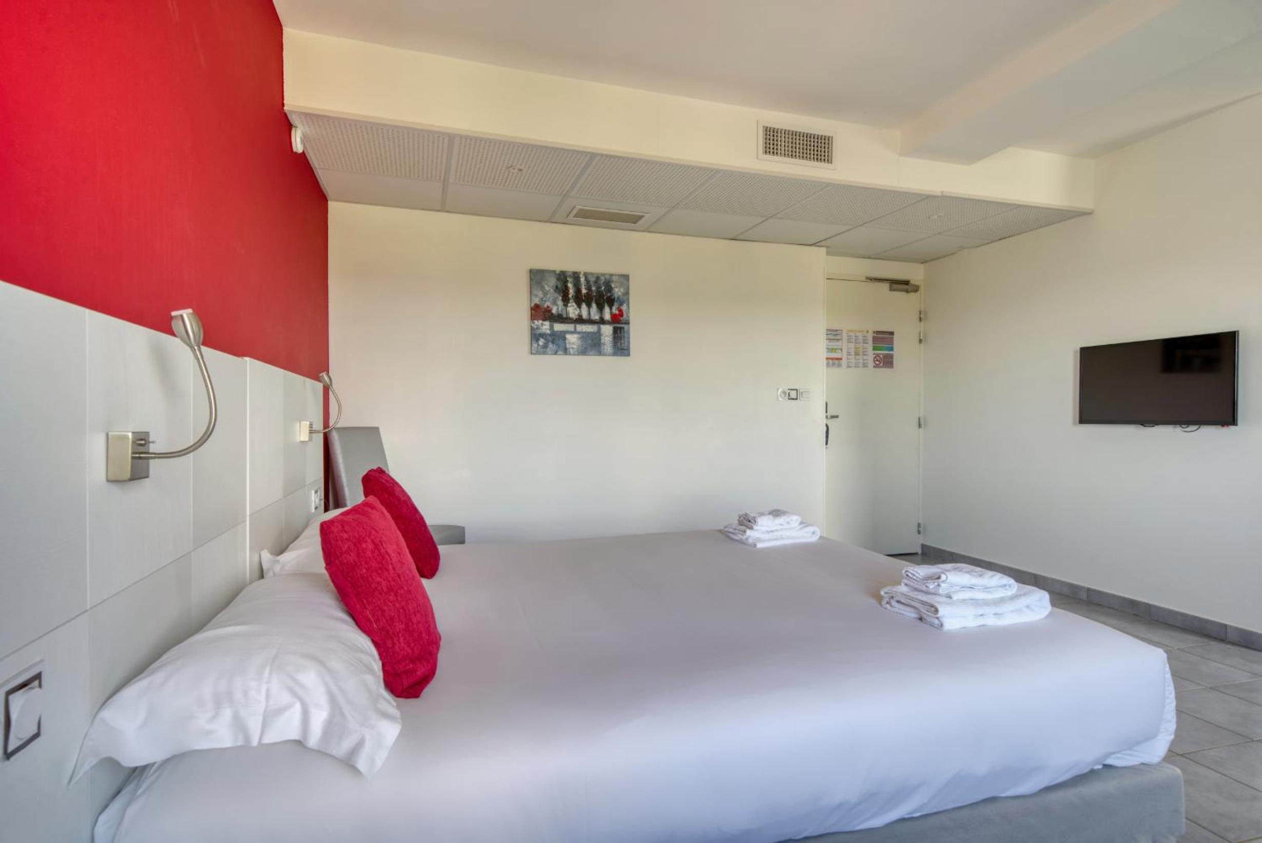 Triple Room - Disability Access photo 3