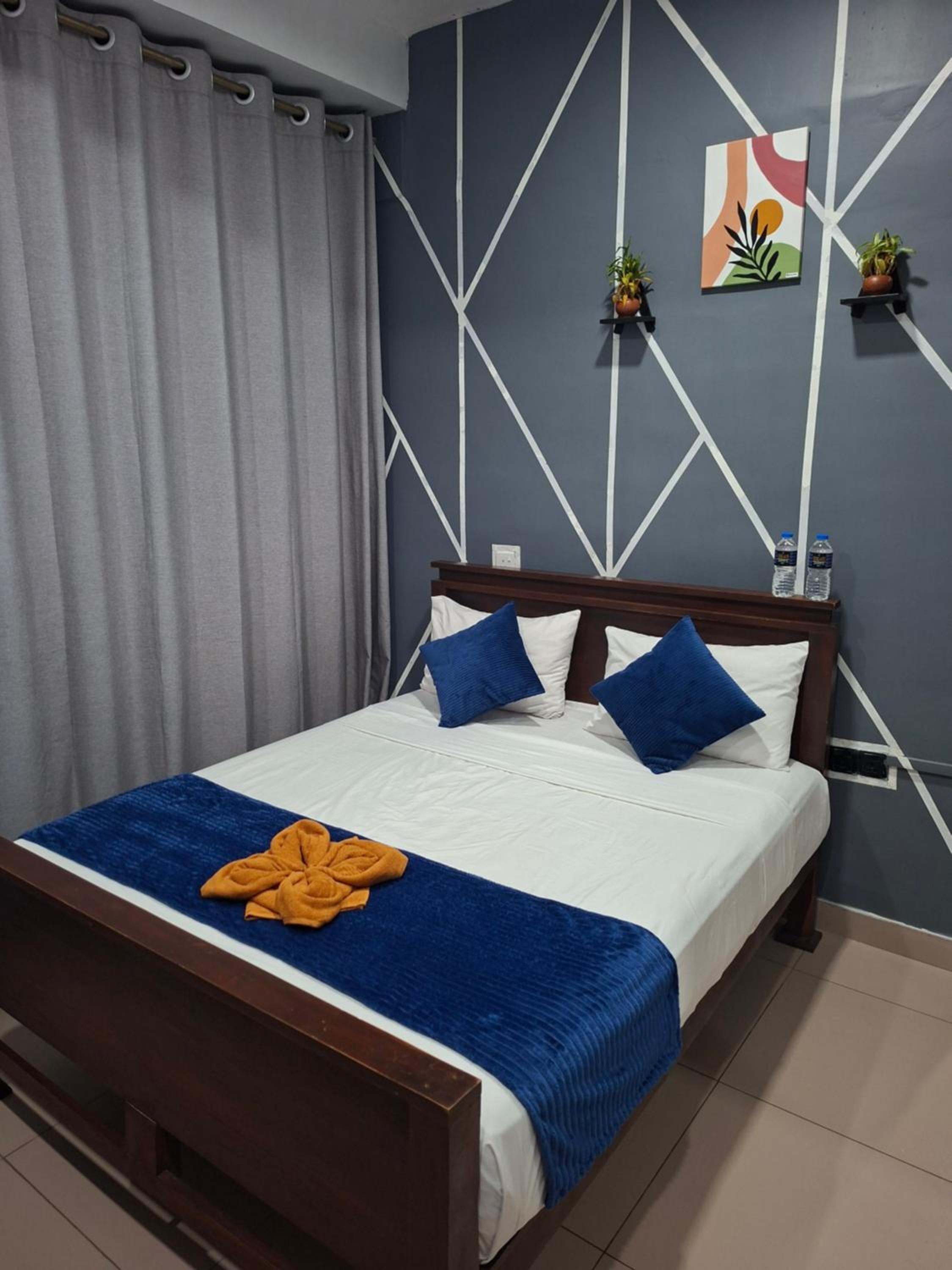 Standard Double Room with Fan - Photo 5