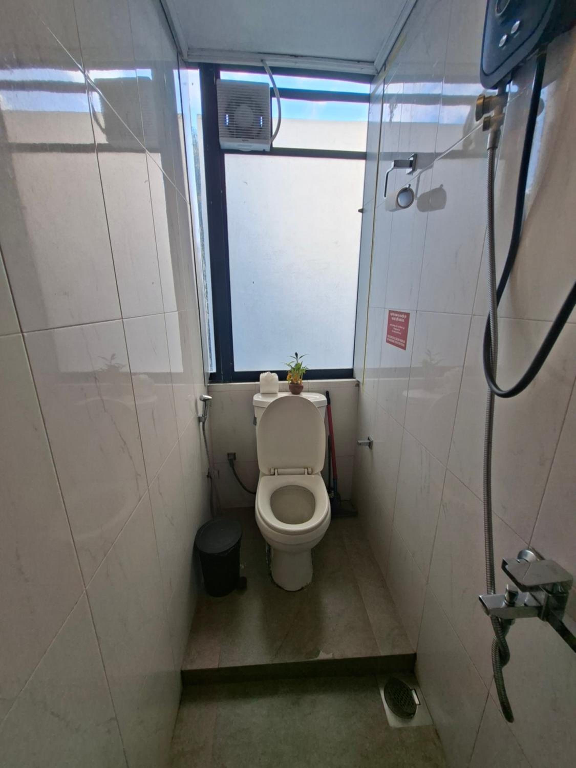 Standard Double Room - Photo 4