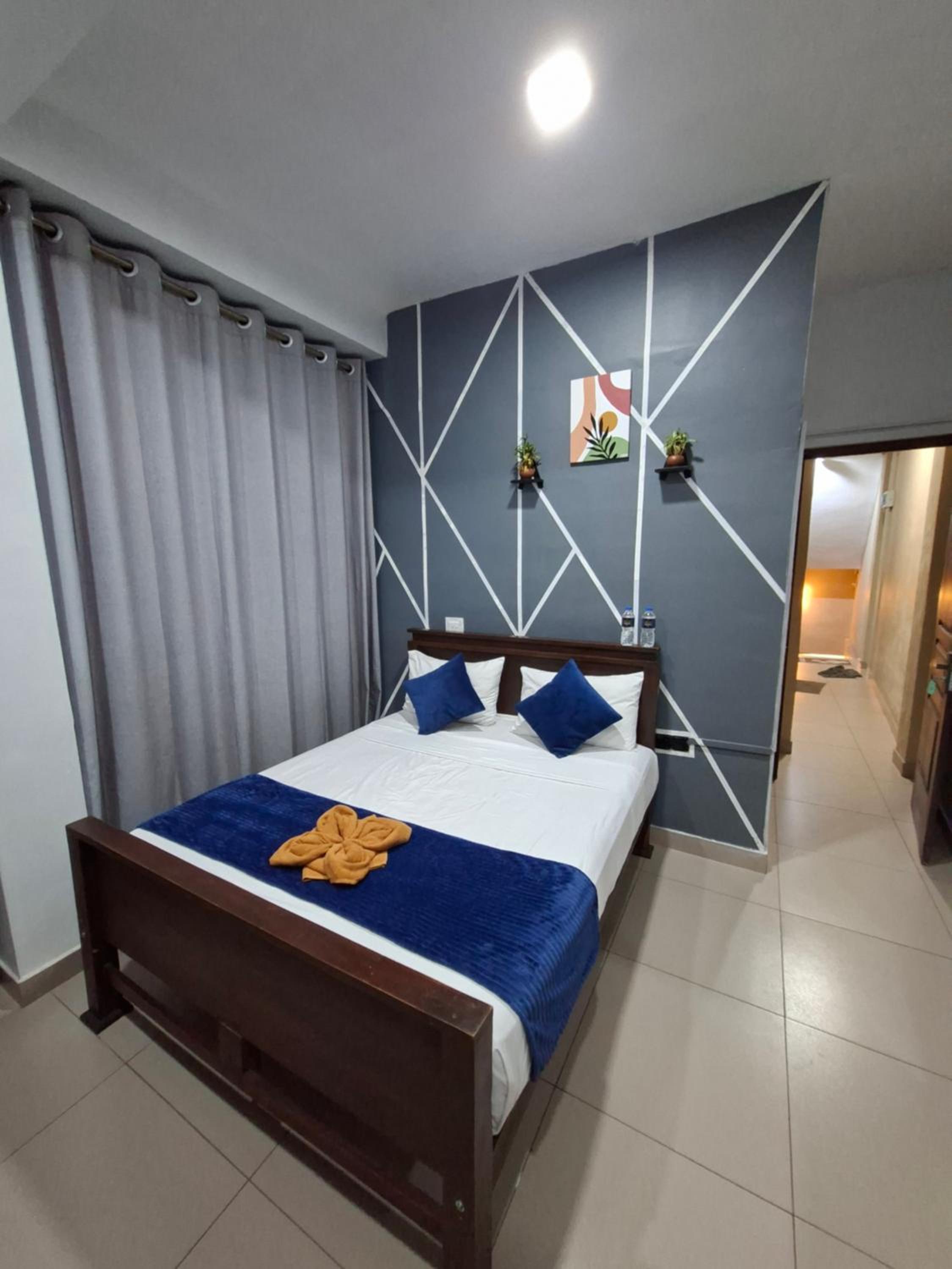 Standard Double Room with Fan - Photo 11