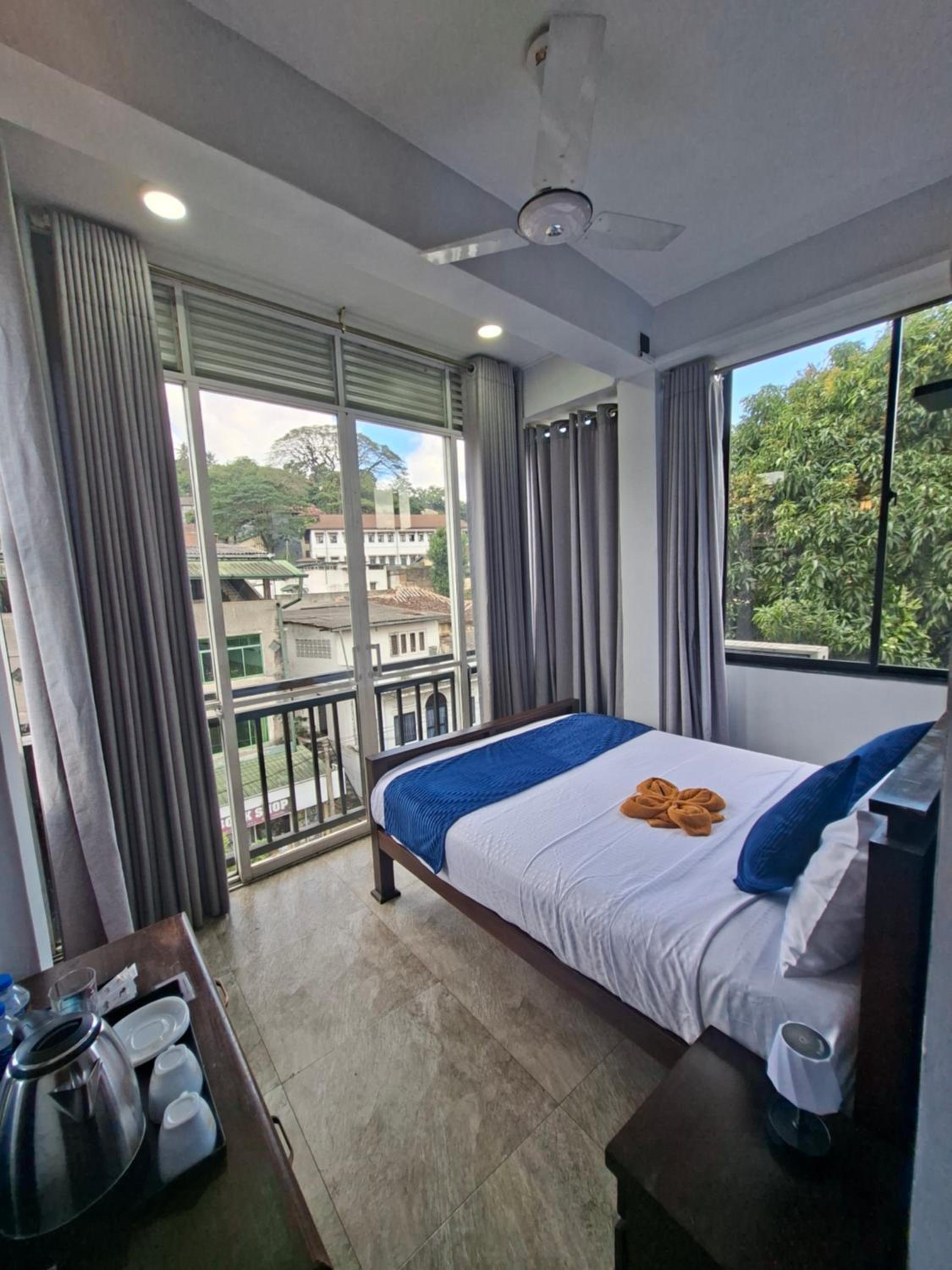 Standard Double Room - Photo 2
