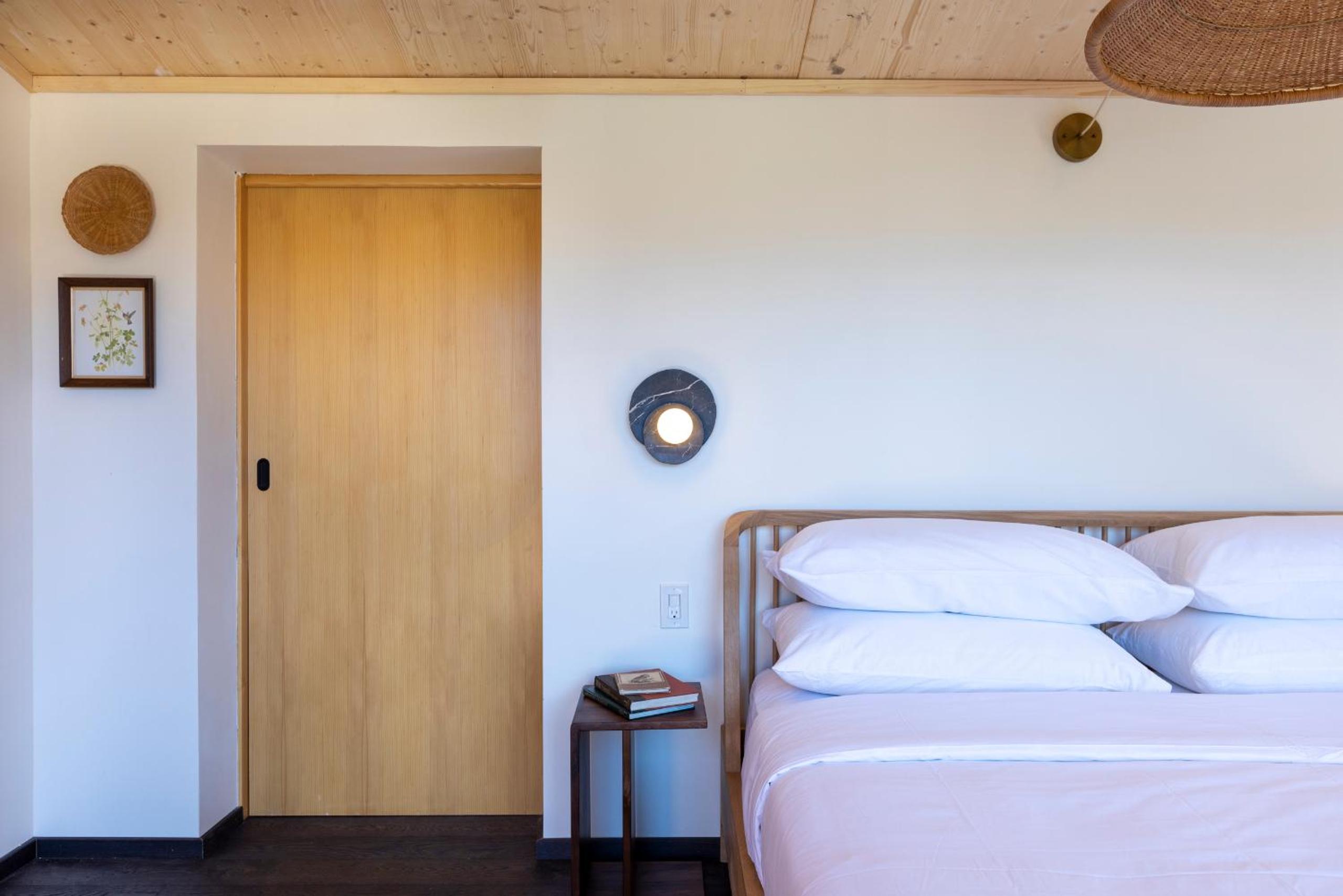 Deluxe Triple Room photo 3