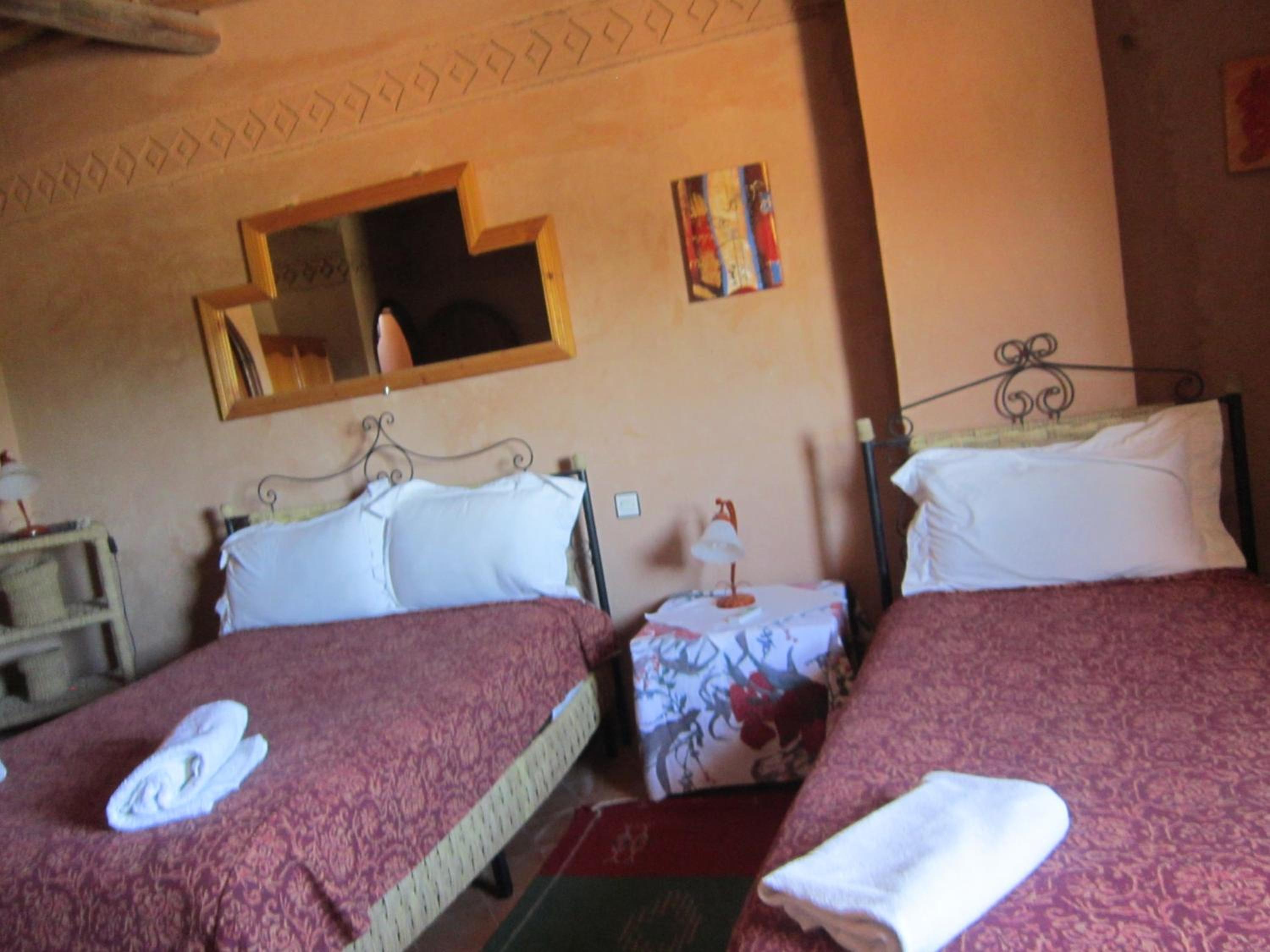 Triple Room with Garden View - Photo 14