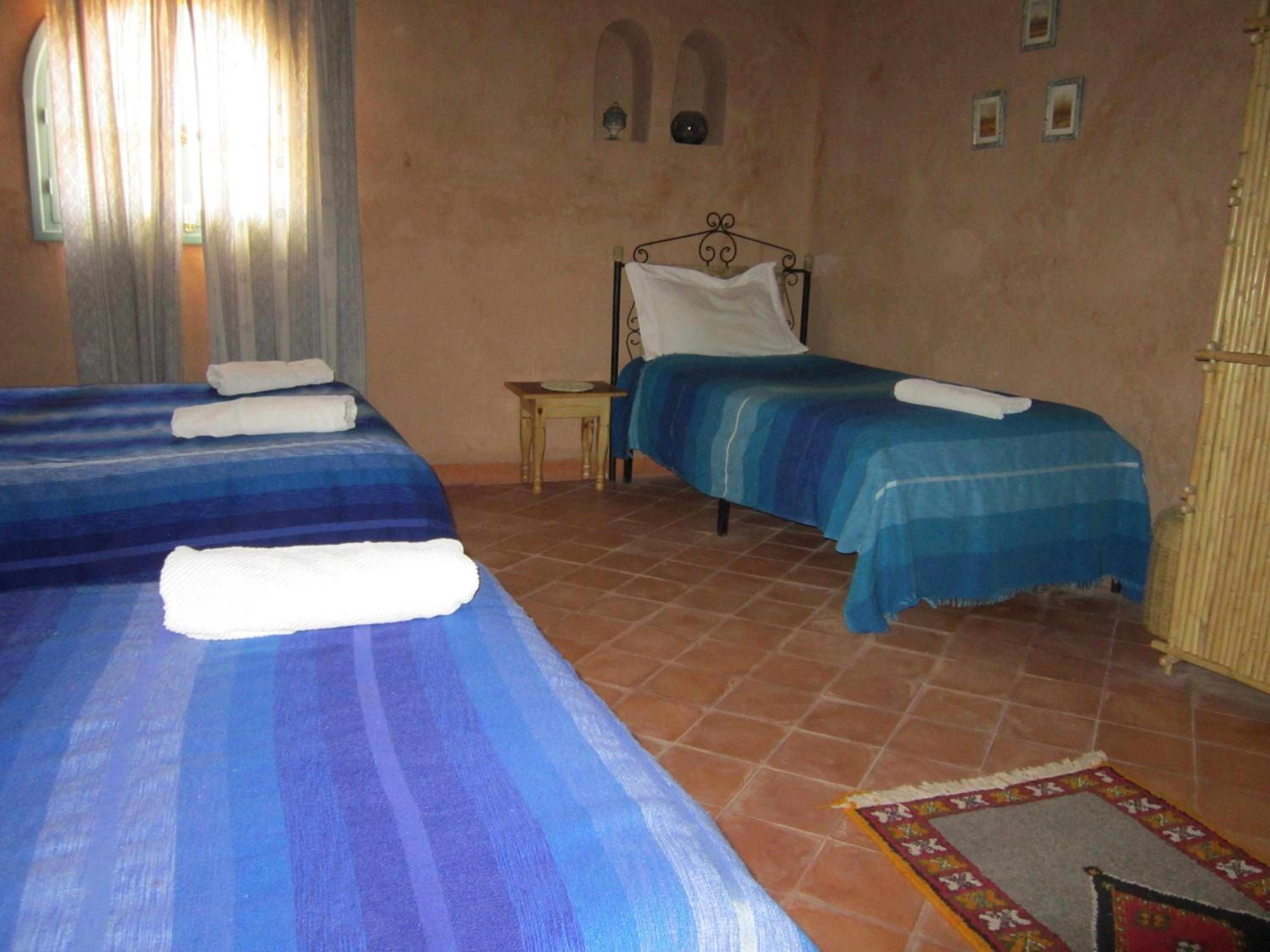 Quadruple Room with Garden View - Photo 6