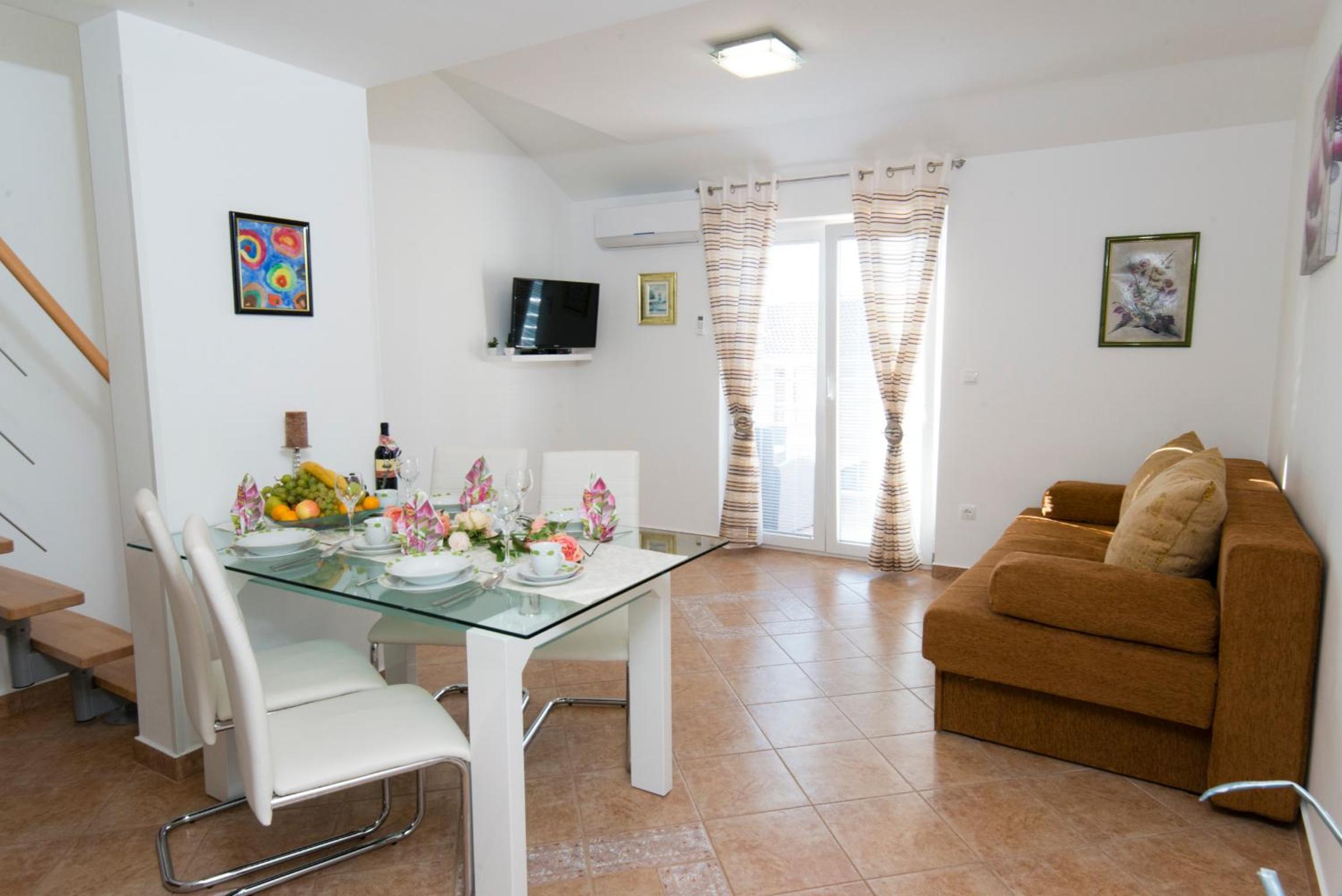 One-Bedroom Apartment with Balcony and Sea View